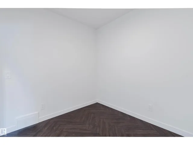 20624 43 AV, Edmonton 3