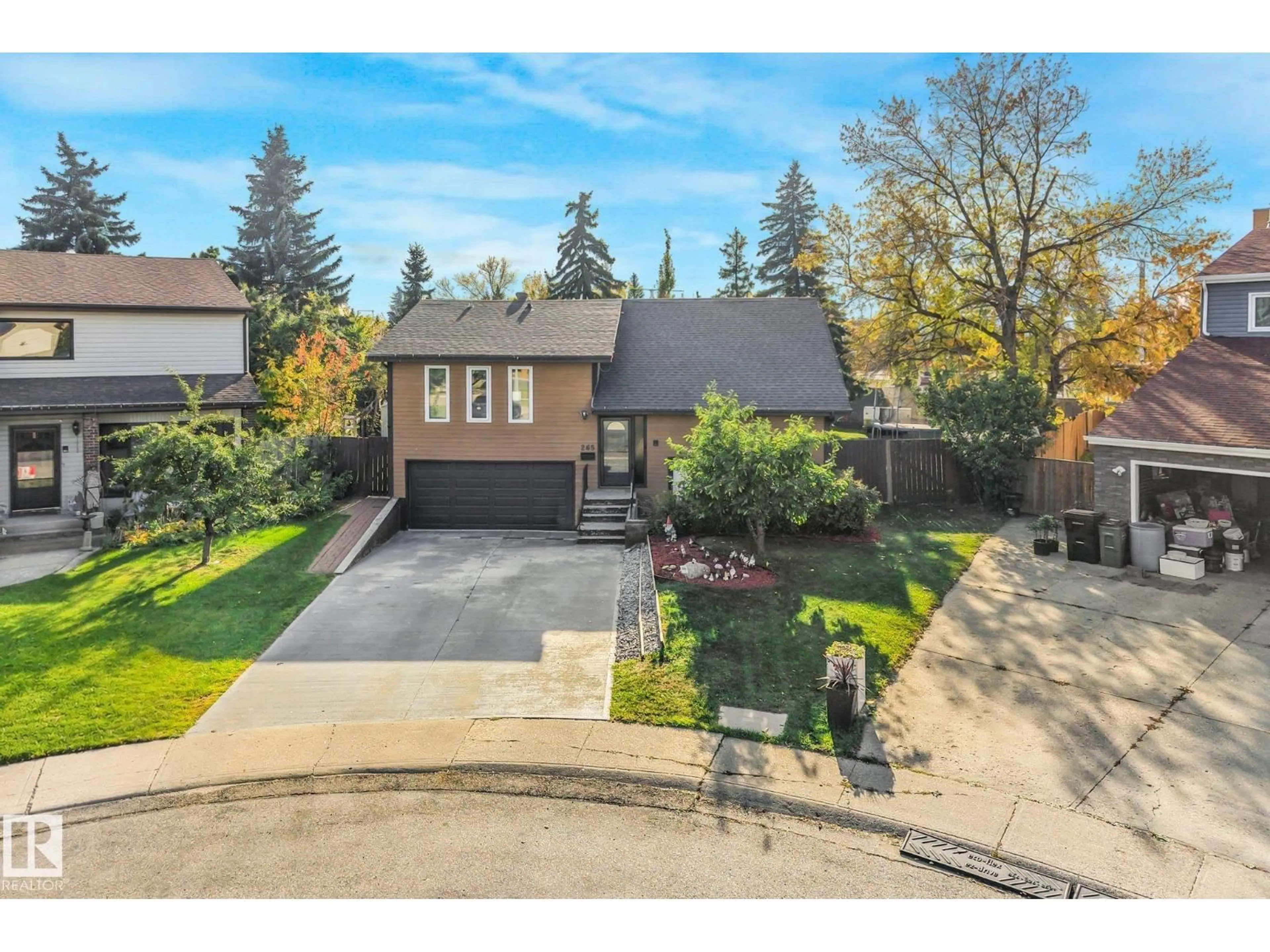 Unknown for 265 GRAND MEADOW CR, Edmonton Alberta T6L1W9
