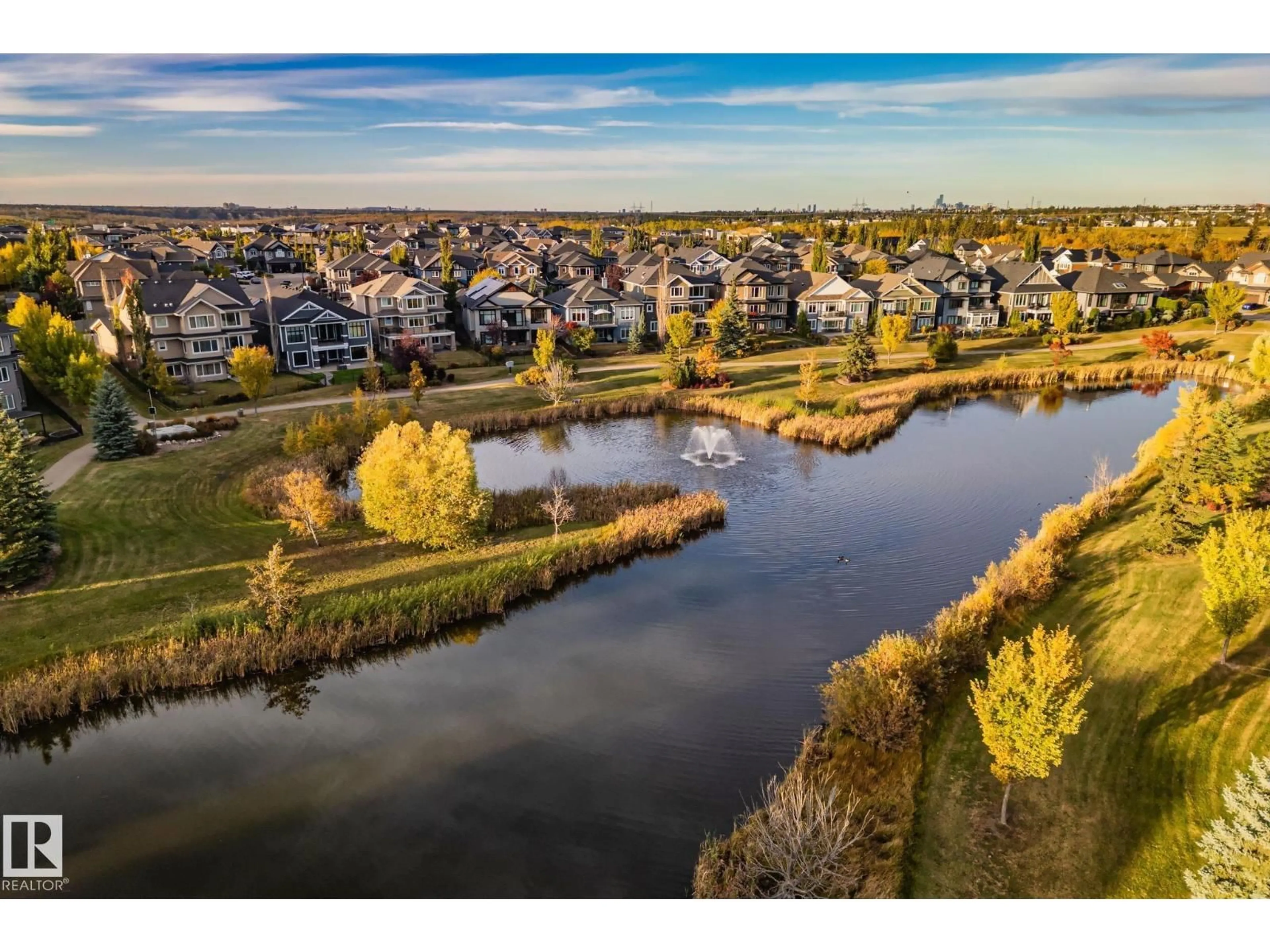 A pic from outside/outdoor area/front of a property/back of a property/a pic from drone, water/lake/river/ocean view for 3430 WEST LANDING LD LD, Edmonton Alberta T6W0T4