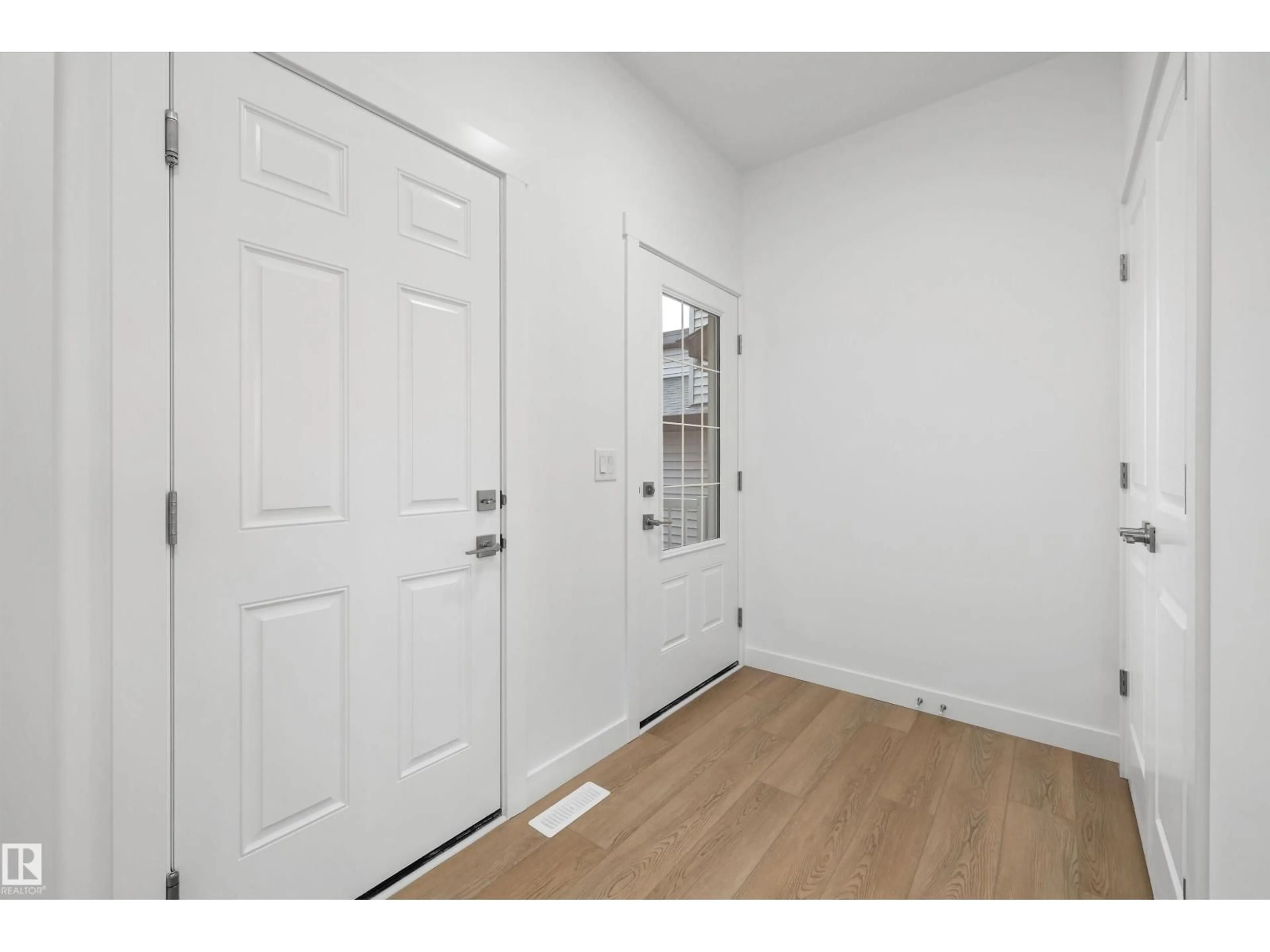 Indoor entryway for 8520 183 AV, Edmonton Alberta T5Z0X5