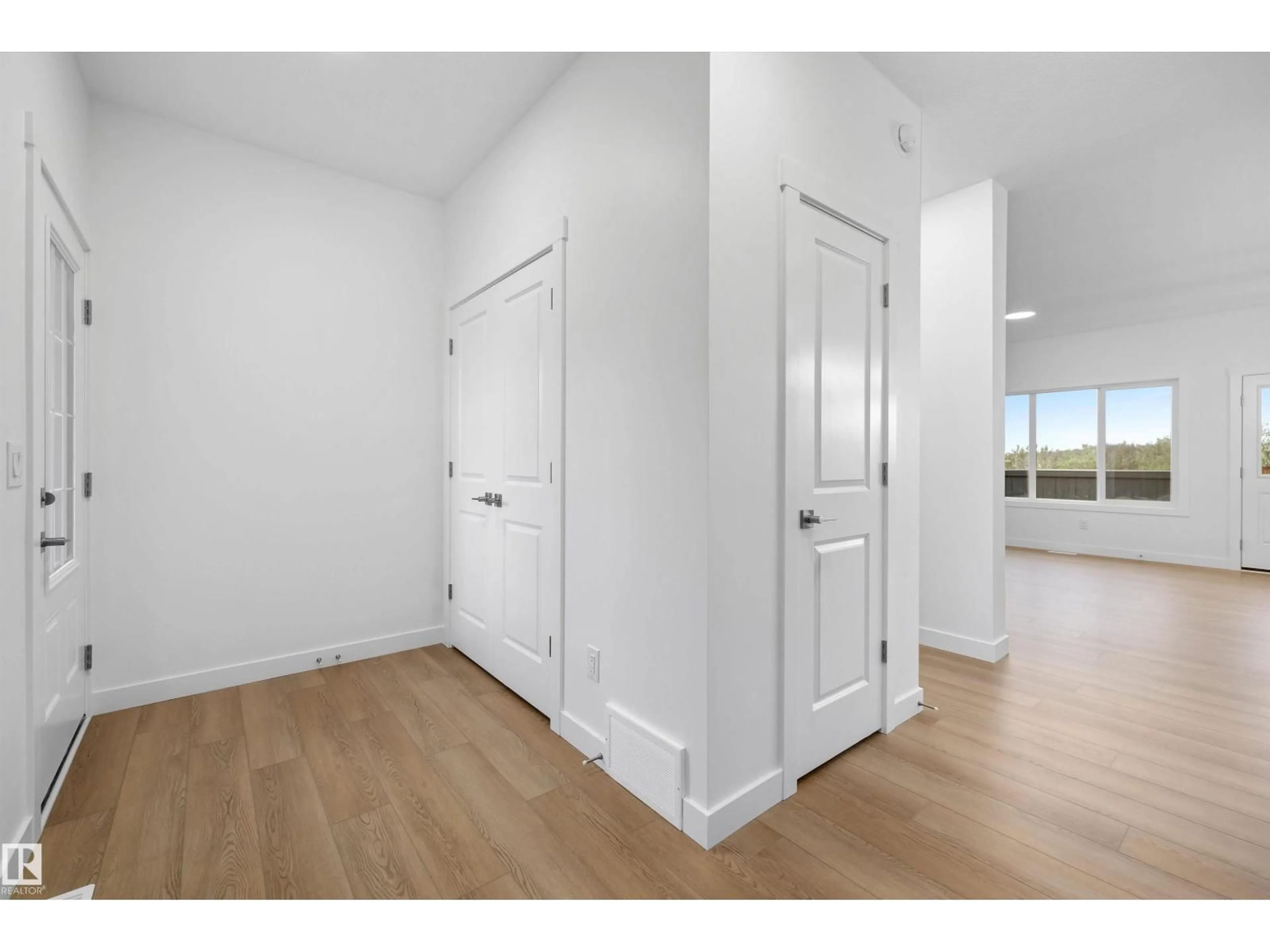 Indoor entryway for 8520 183 AV, Edmonton Alberta T5Z0X5