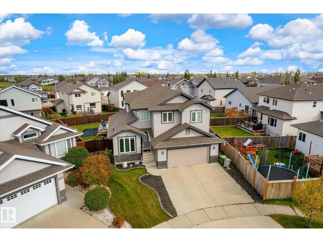 10405 98 ST, Morinville 5