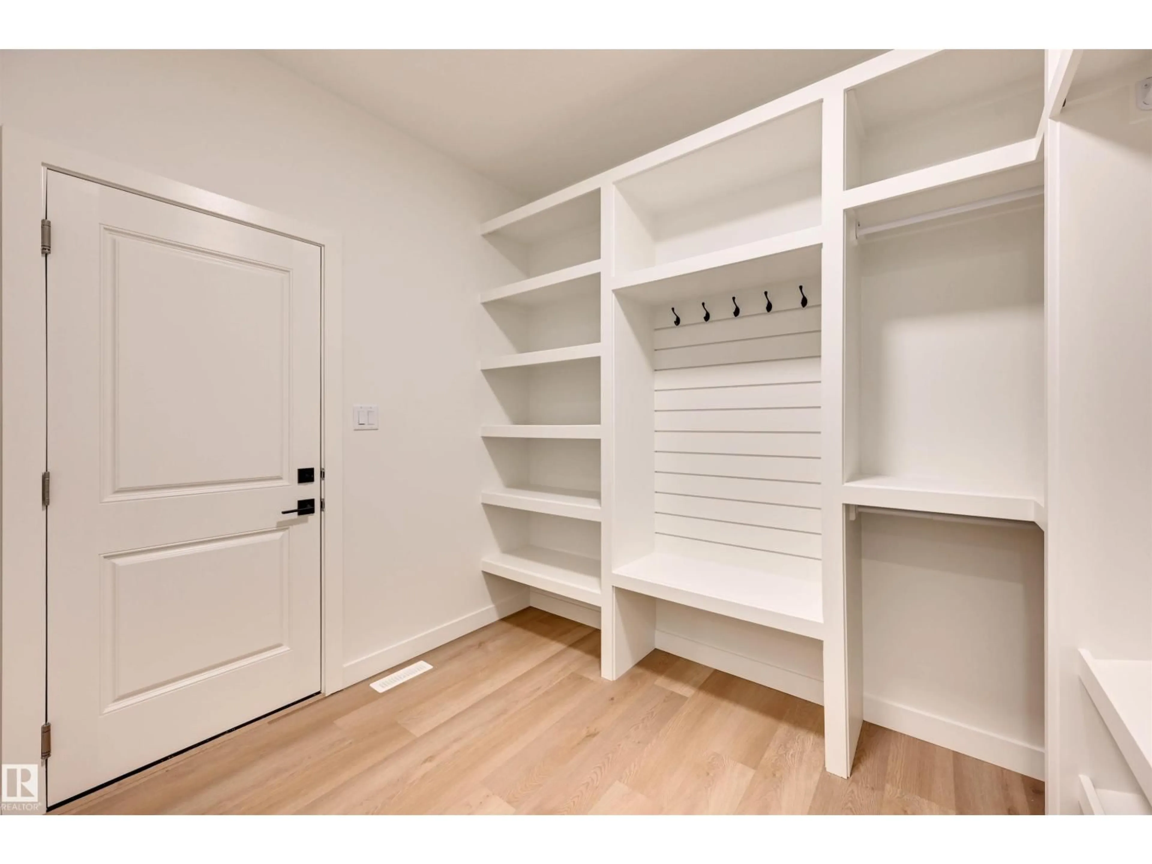 Storage room or clothes room or walk-in closet for 10 OWL RIDGE CL, Fort Saskatchewan Alberta T8L0P6