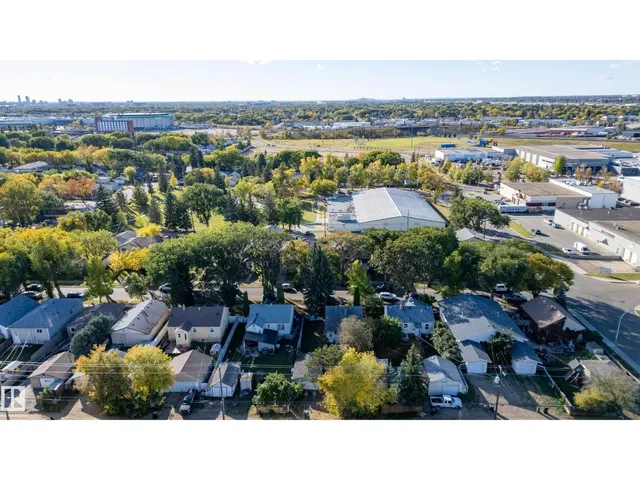 NW - 12023 67 ST, Edmonton 5