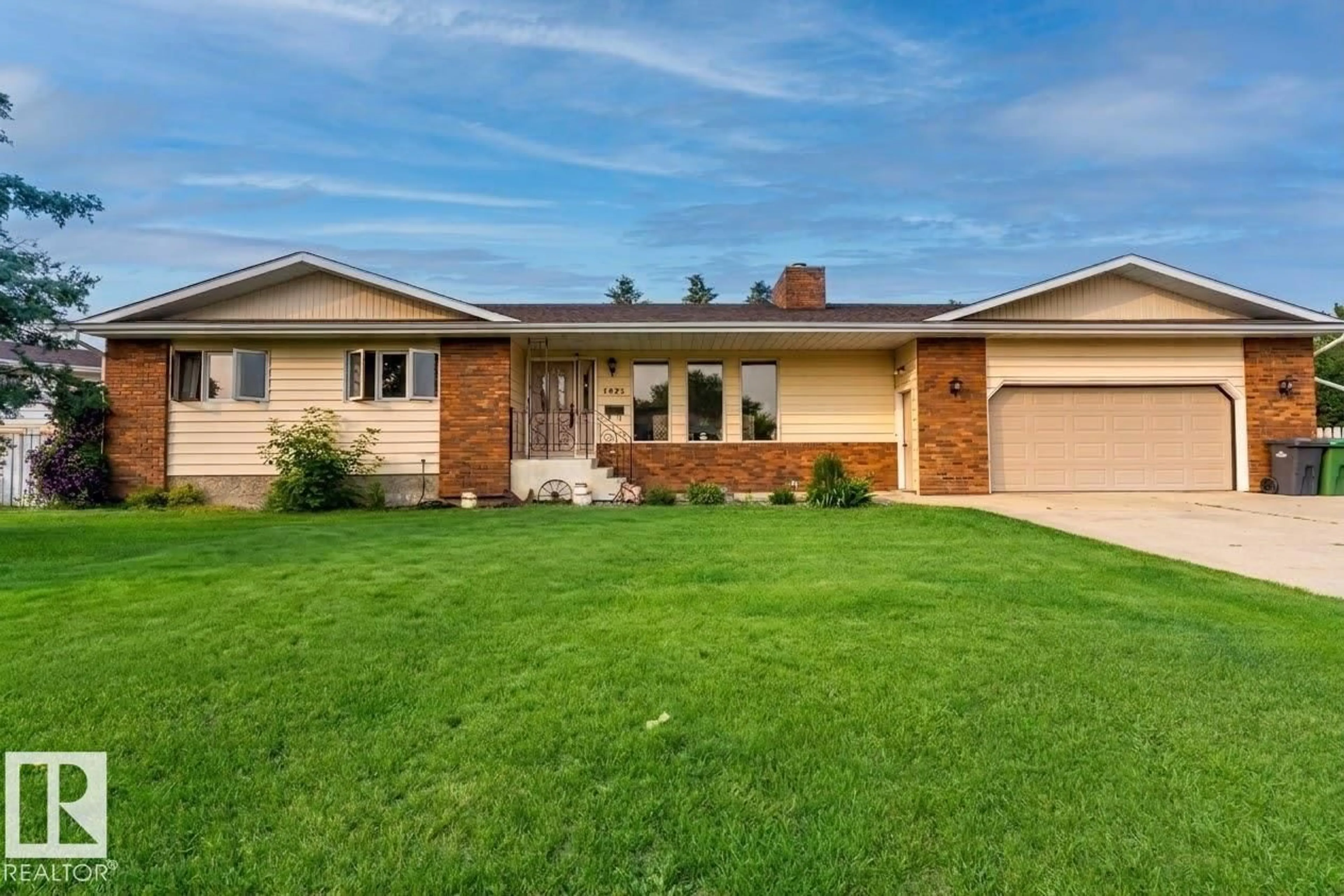 Unknown for 5825 52 ST, Wetaskiwin Alberta T9A2W5