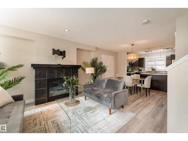 2914 18A AV, Edmonton 5