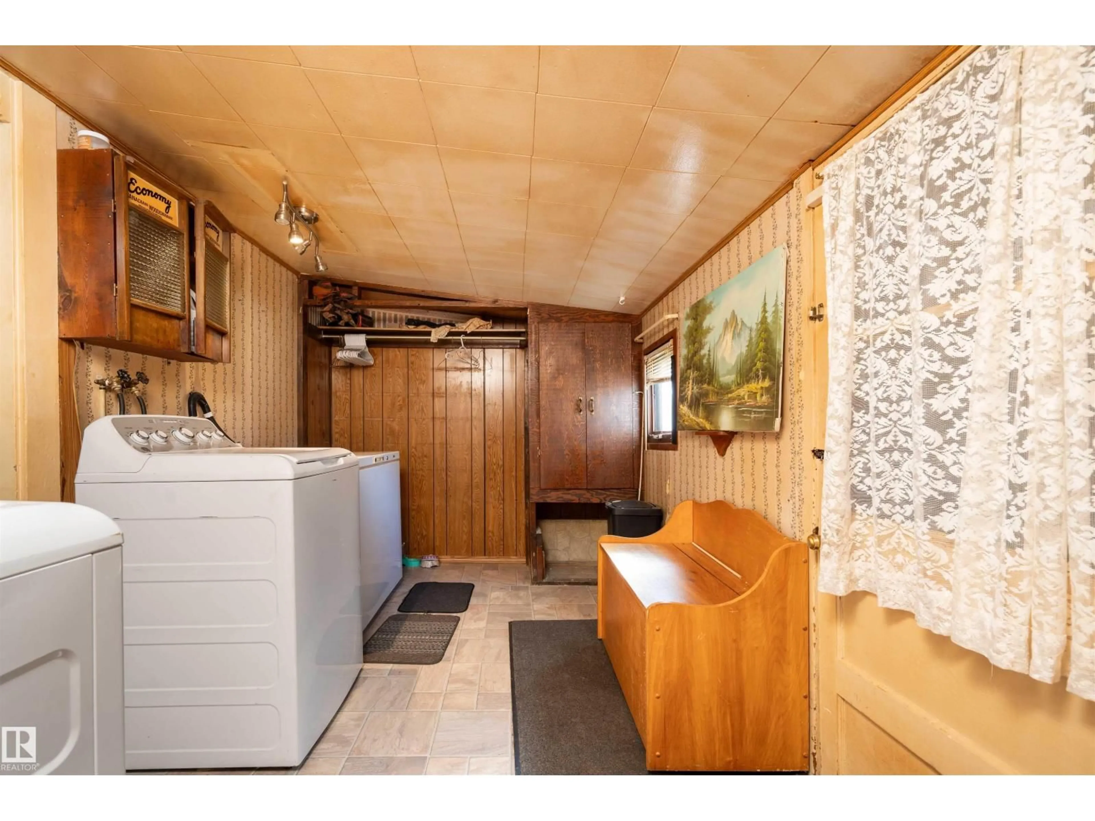 Unknown for 5208 51ST ST, Strome Alberta T0B4H0