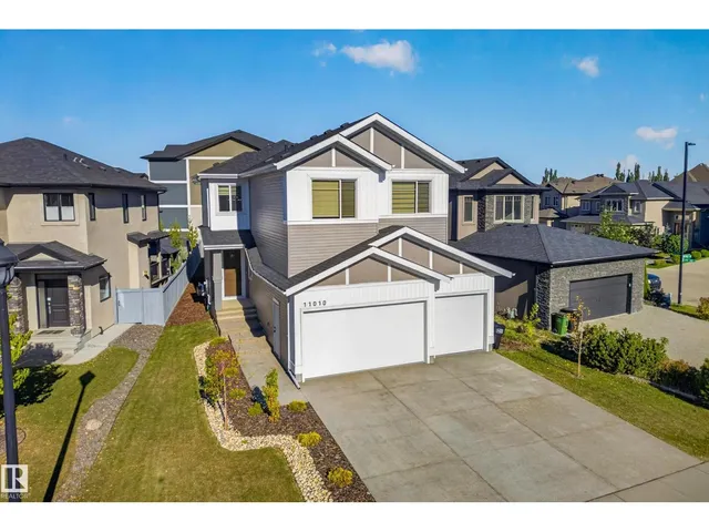 11010 174A AV, Edmonton 5