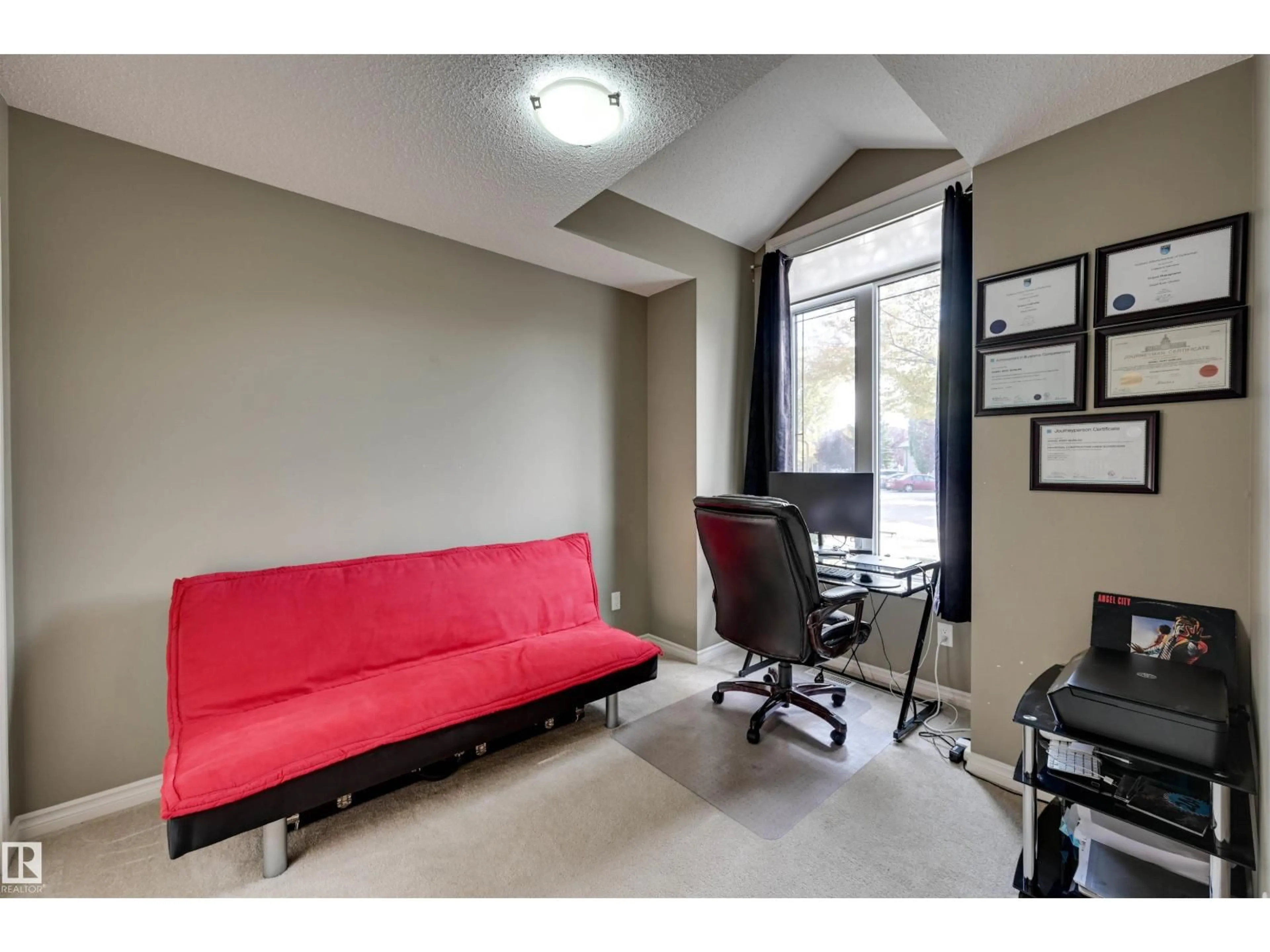 A pic of a room for 10 - 49 WOODCREST LN, Fort Saskatchewan Alberta T8L0C7