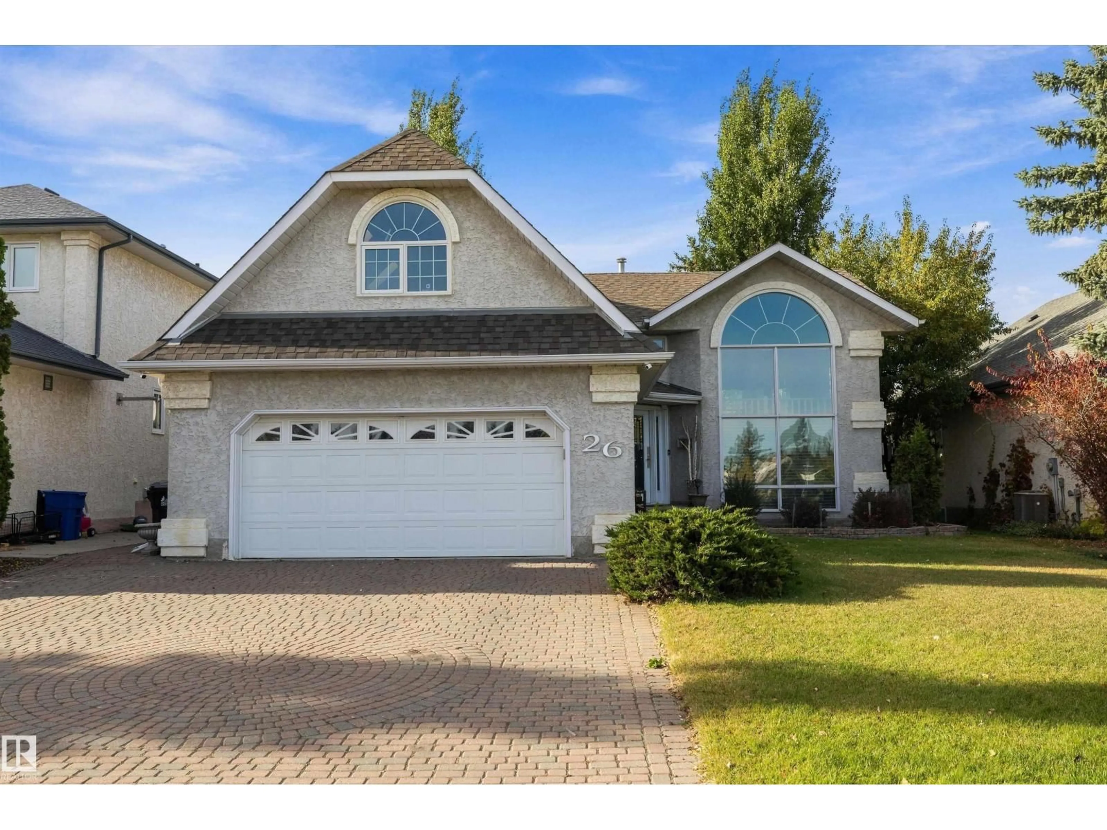Home with vinyl exterior material, street for 26 FAIRWAY DR, Spruce Grove Alberta T7X3K3
