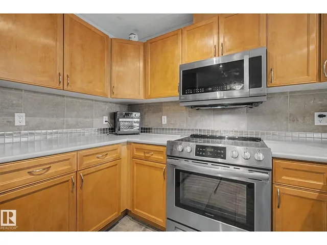#303 - 530 HOOKE RD, Edmonton 4
