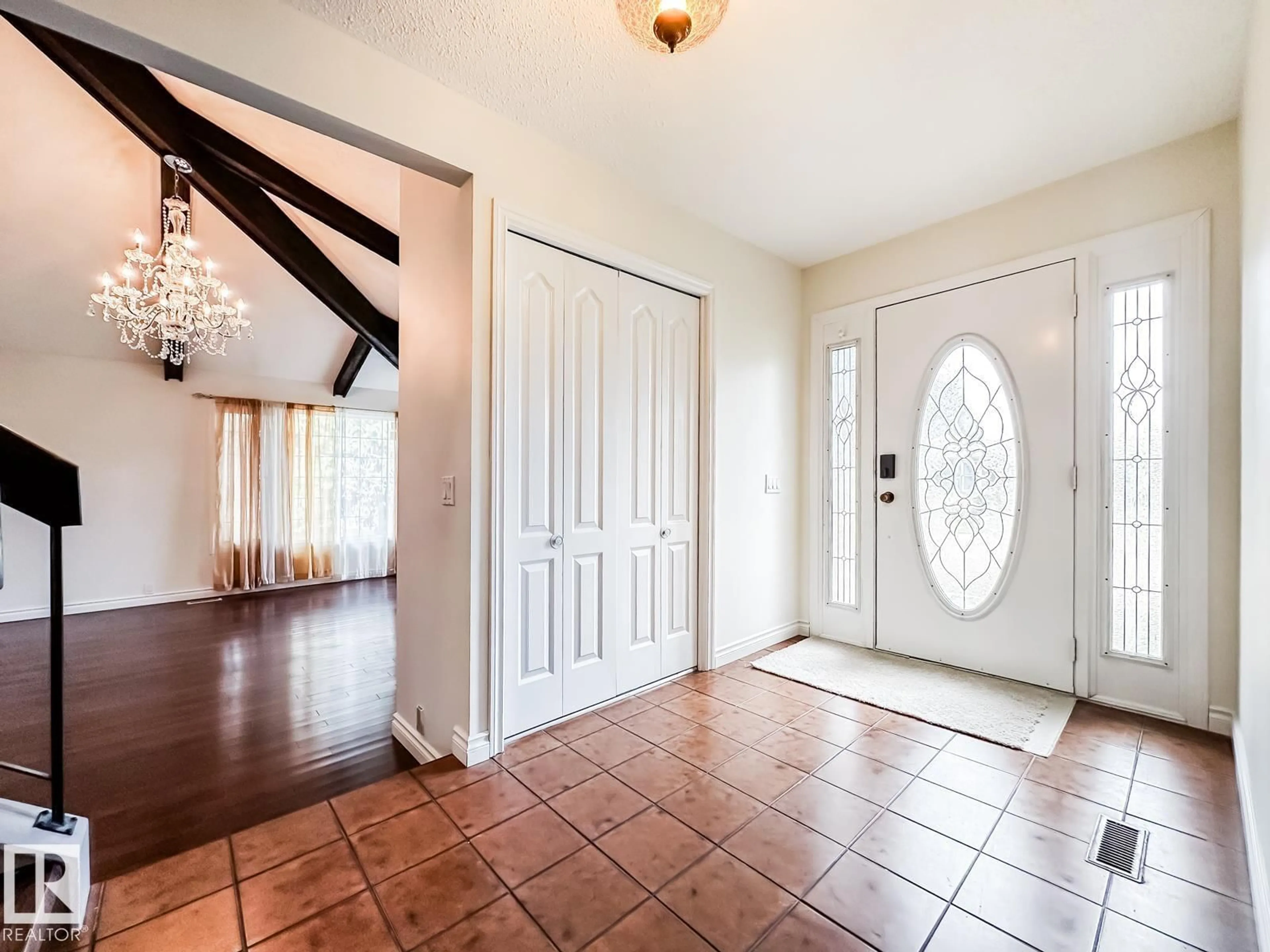 Indoor entryway for NW - 8504 173 ST, Edmonton Alberta T5T2V4