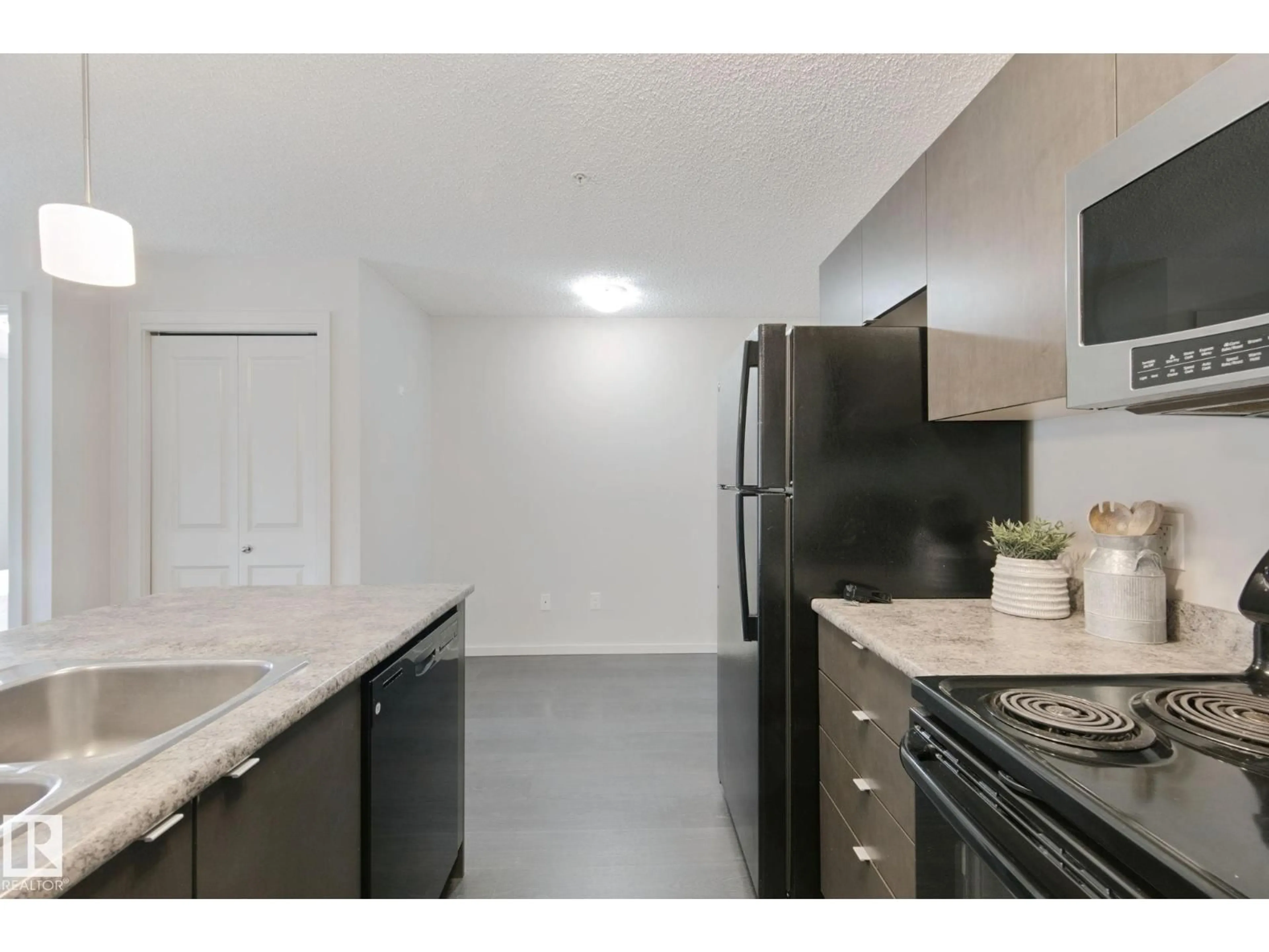 Standard kitchen, unknown for #330 - 344 WINDERMERE RD, Edmonton Alberta T2P2P2