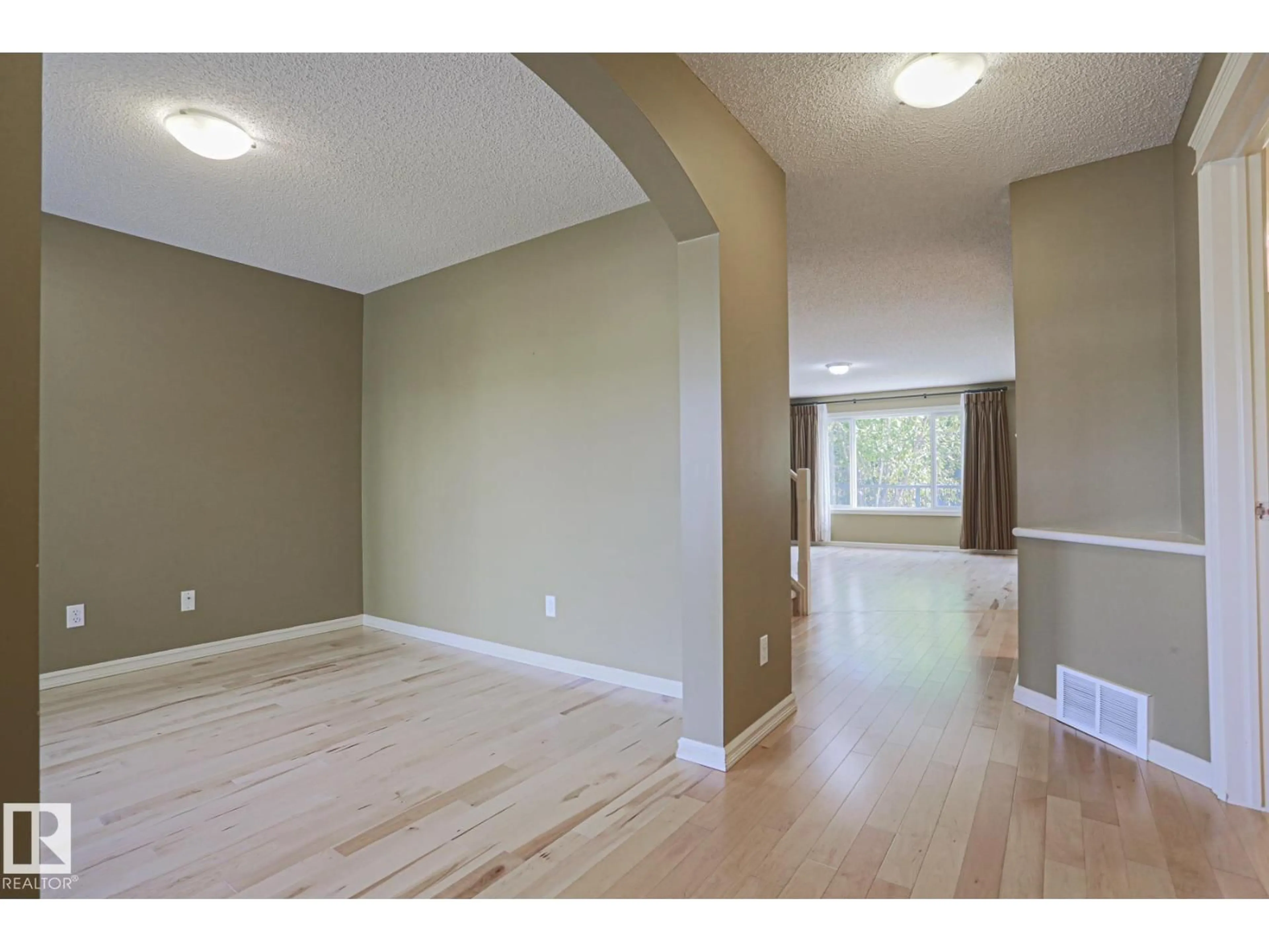 Unknown for SW - 2750 MILES PL, Edmonton Alberta T6W0B3