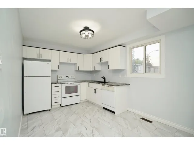 1679 LAKEWOOD RD, Edmonton 5