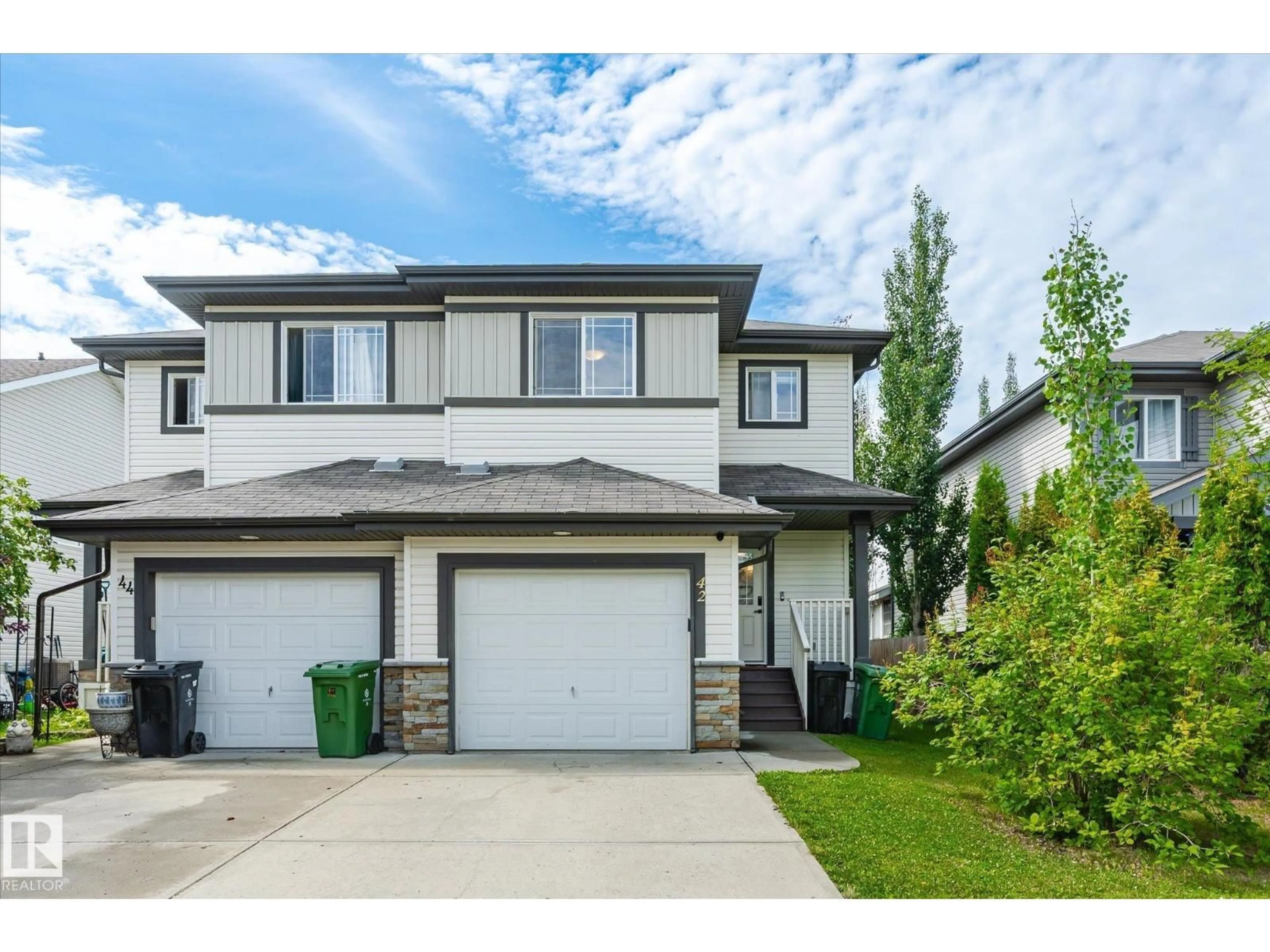 A pic from outside/outdoor area/front of a property/back of a property/a pic from drone, street for 42 CATALINA CO, Fort Saskatchewan Alberta T8L0K5