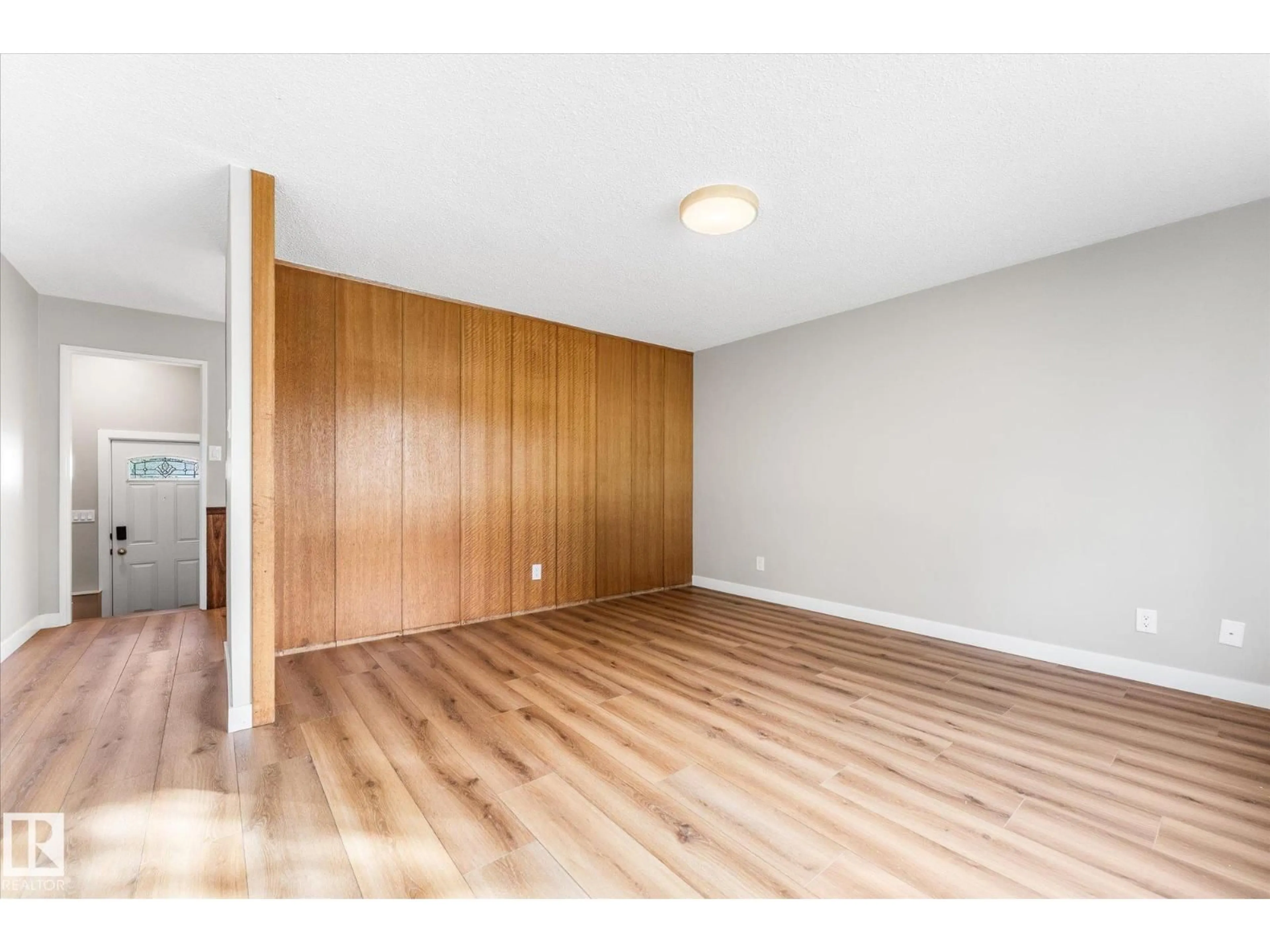 A pic of a room for 209 MCPHERSON AV, Spruce Grove Alberta T7X2J3