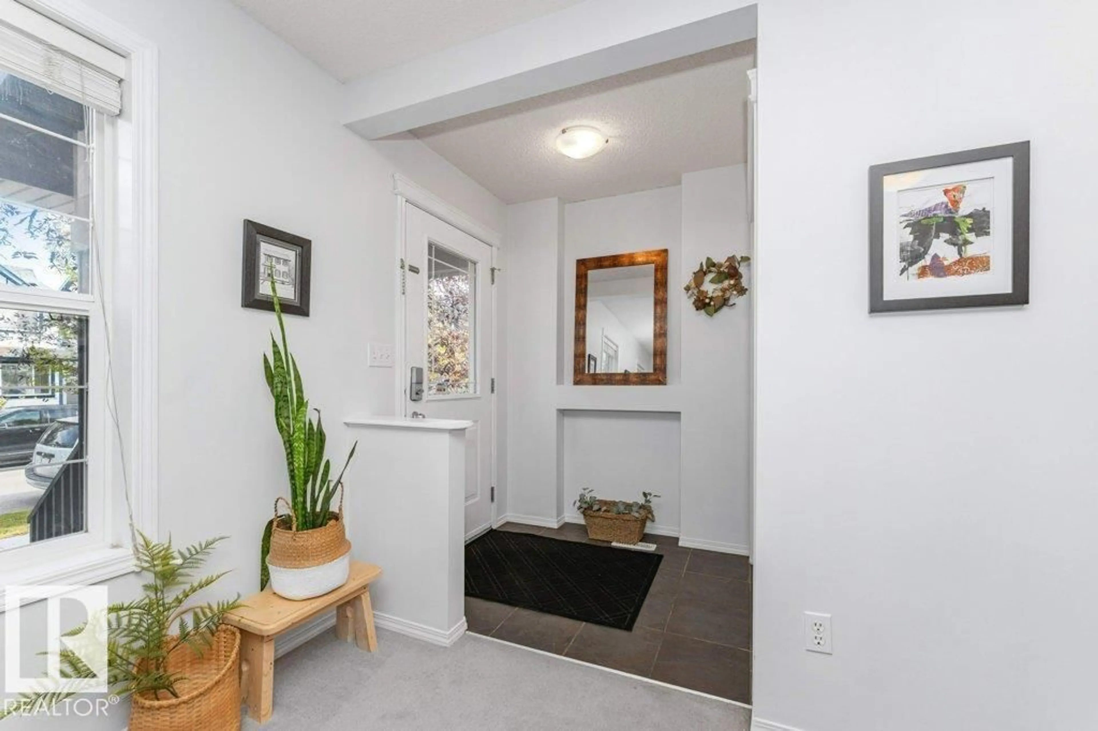 Indoor entryway for SW - 12059 19 AV, Edmonton Alberta T6W1W5