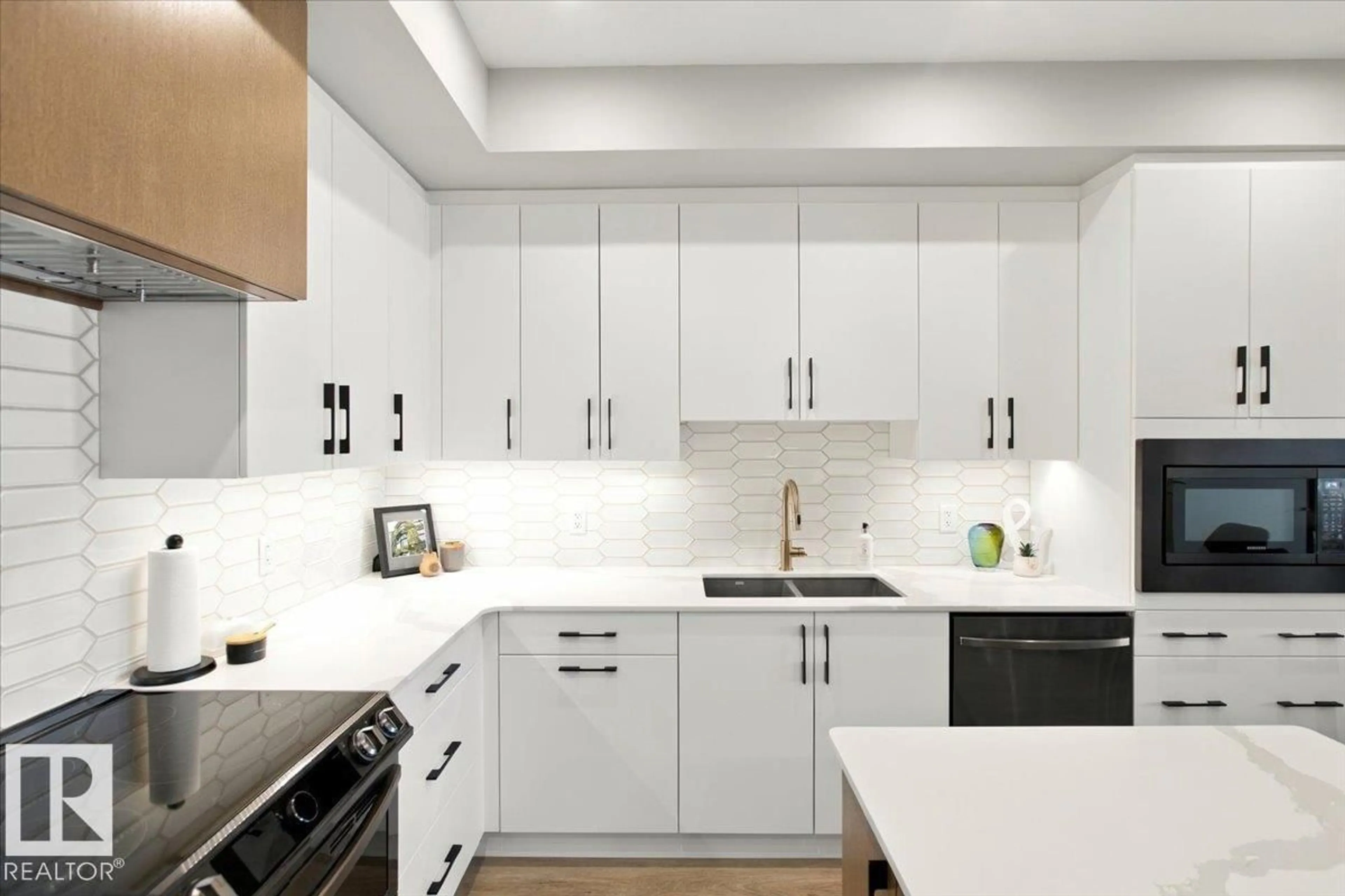 Contemporary kitchen, ceramic/tile floor for #427 - 7463 MAY CM, Edmonton Alberta T6R0X1