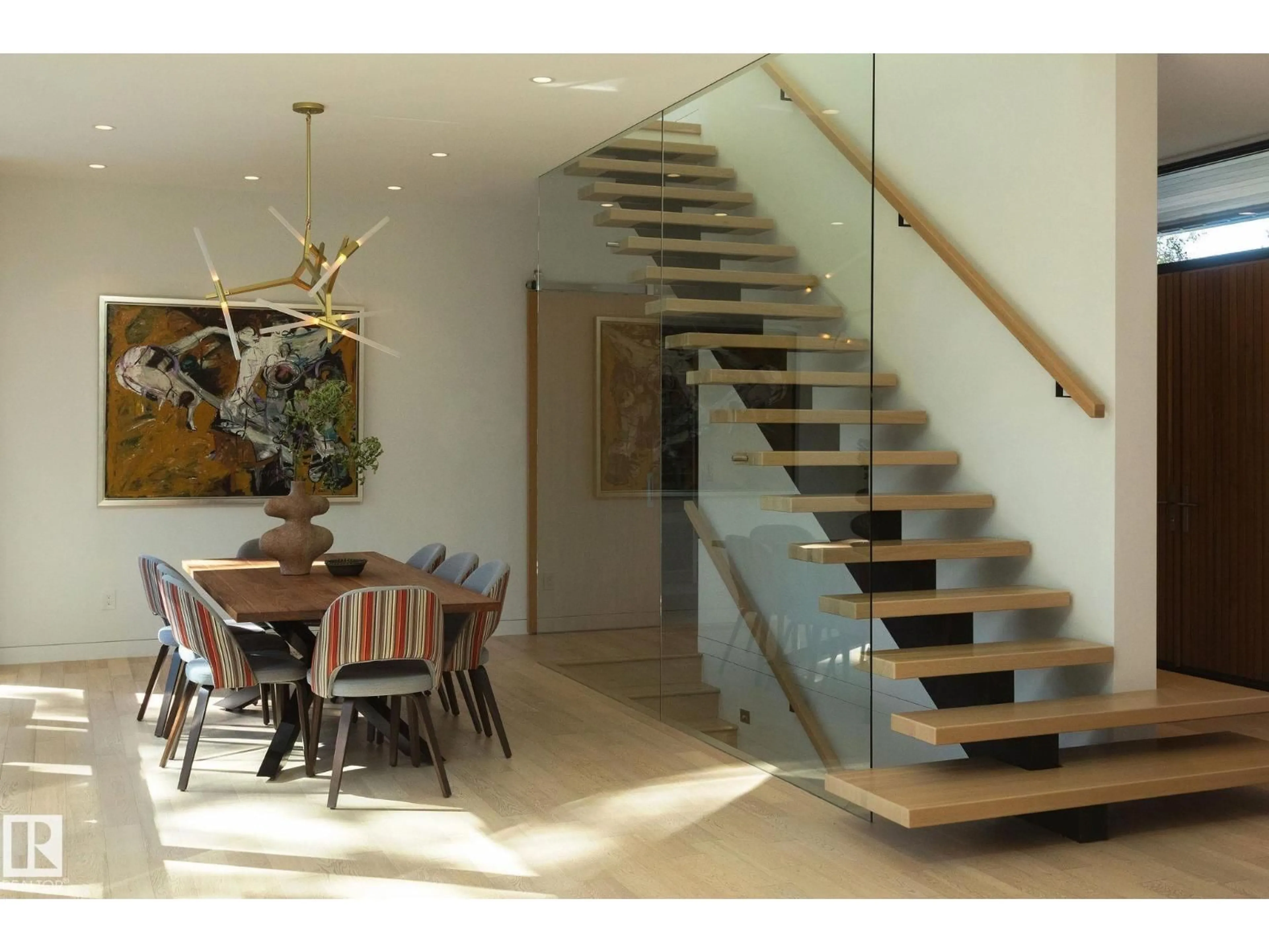 Stairs for 14530 RAVINE DR, Edmonton Alberta T5N3M3
