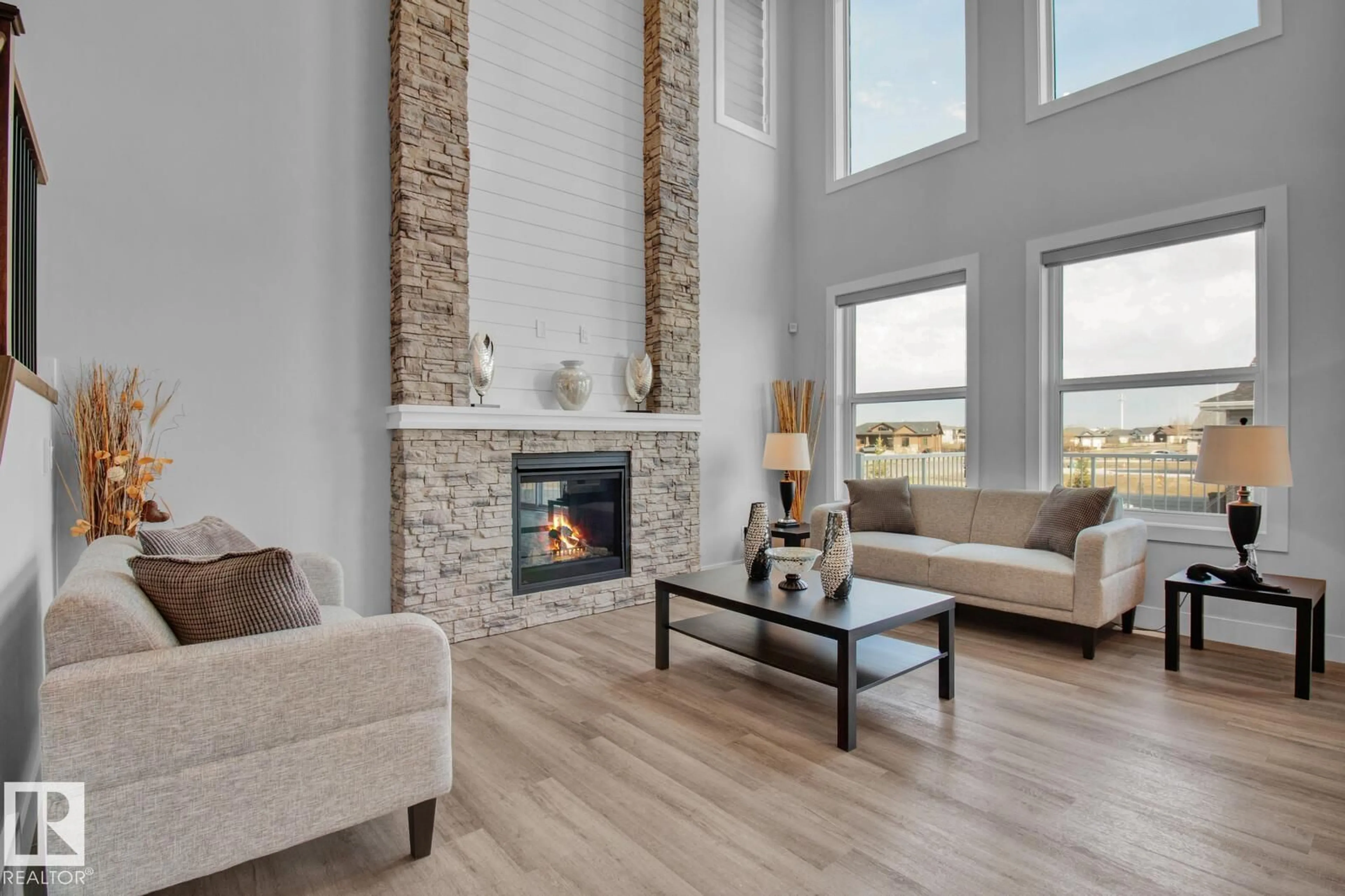 Living room with furniture, unknown for 558 MEADOWVIEW DR, Fort Saskatchewan Alberta T8L0V4