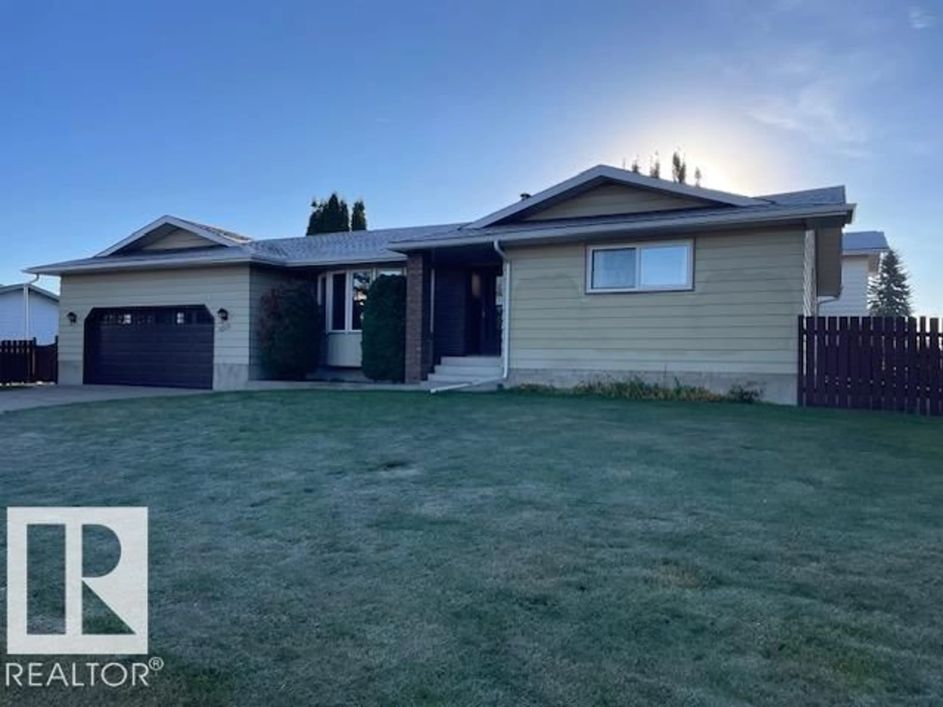 A pic from outside/outdoor area/front of a property/back of a property/a pic from drone, street for 8305 100 AV, Fort Saskatchewan Alberta T8L3C1