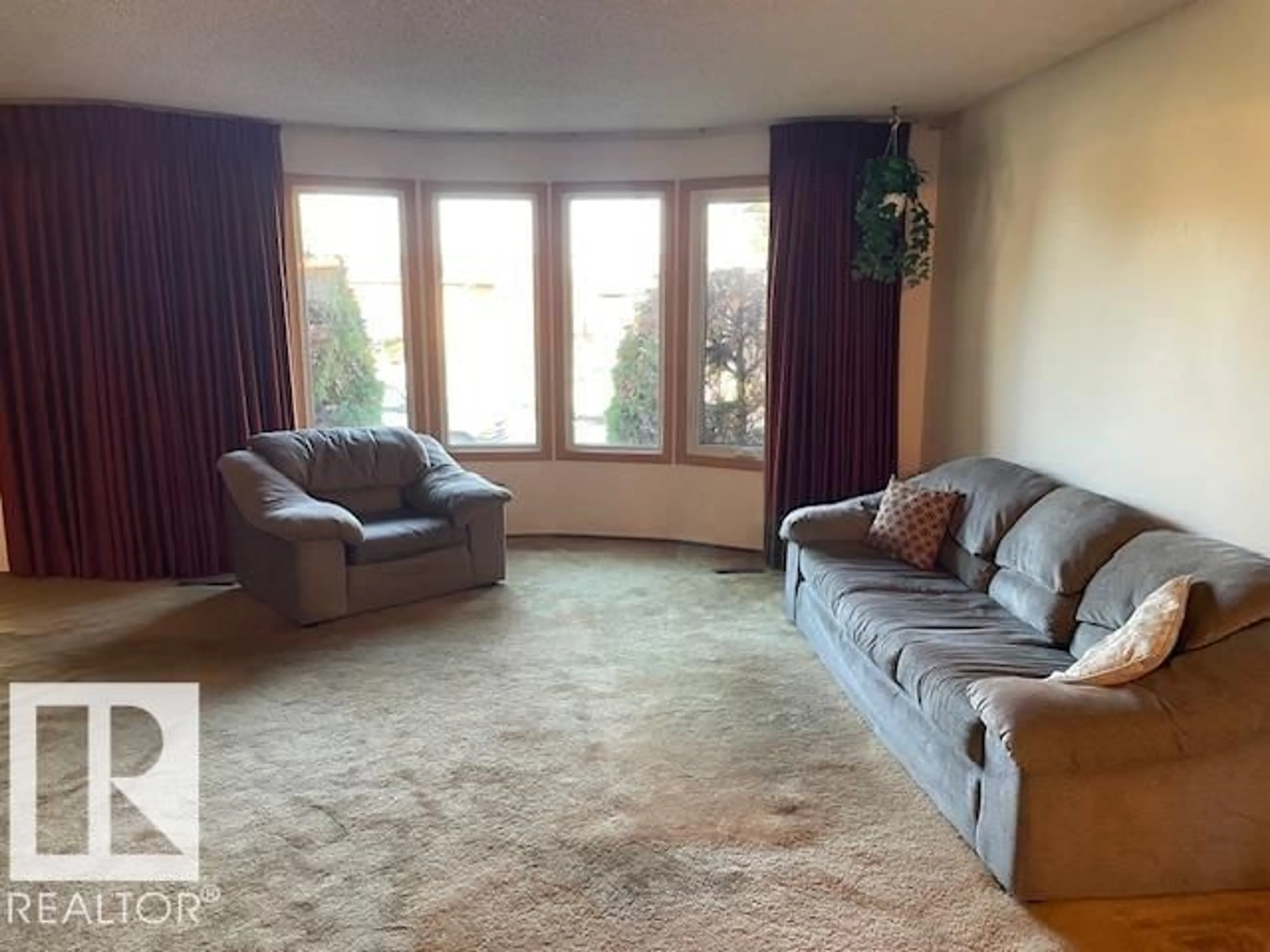 Living room with furniture, unknown for 8305 100 AV, Fort Saskatchewan Alberta T8L3C1