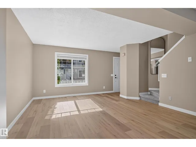 #22 - 8304 11 AV, Edmonton 5