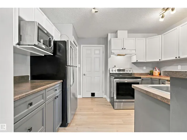 SW - 73 3040 SPENCE WD, Edmonton 4