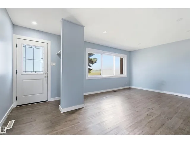 NW - 13223 85 ST, Edmonton 3