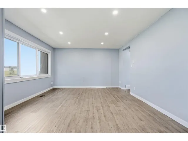 NW - 13223 85 ST, Edmonton 5