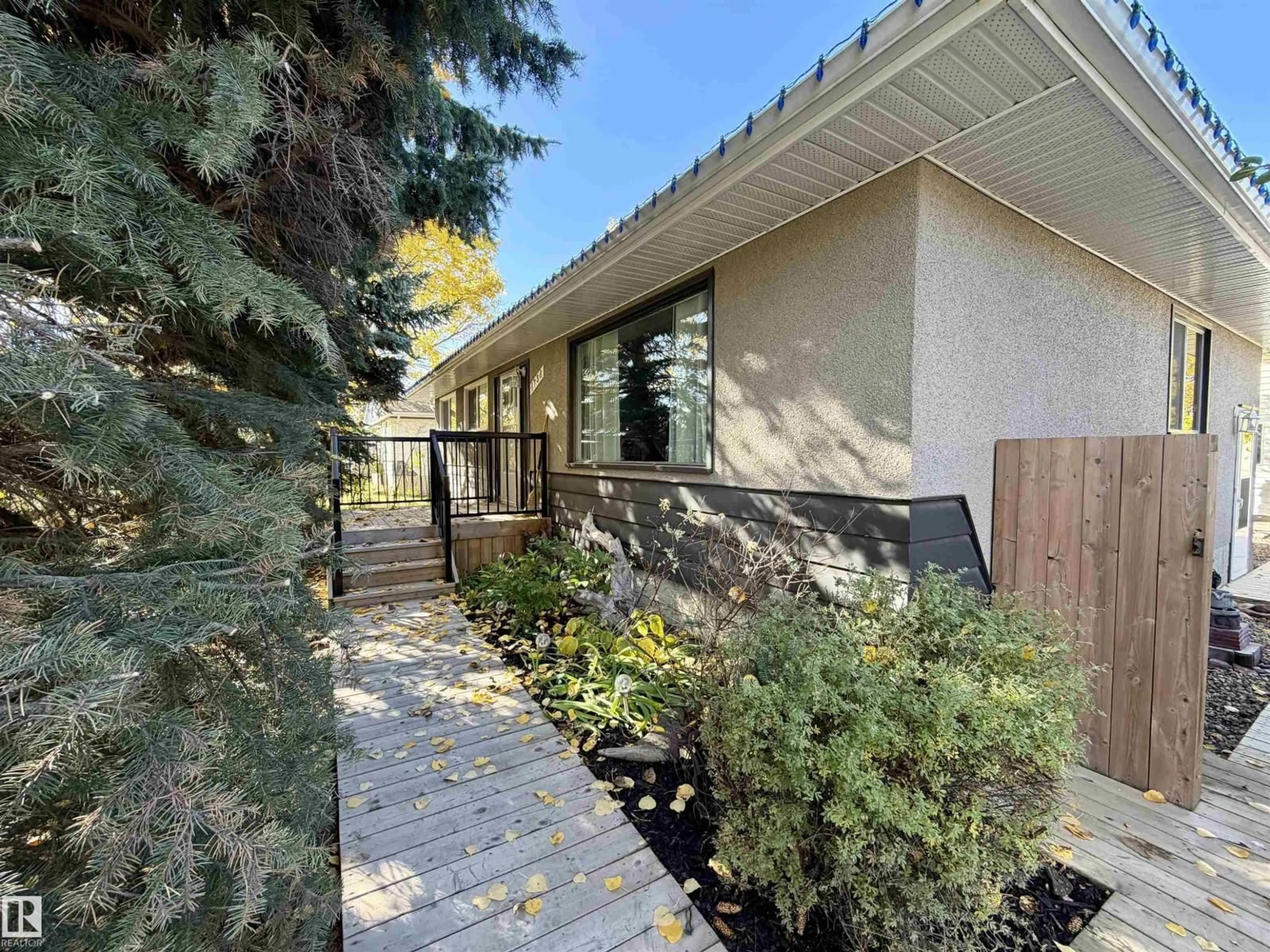 Unknown for 4738 49 ST, Drayton Valley Alberta T7A1J2