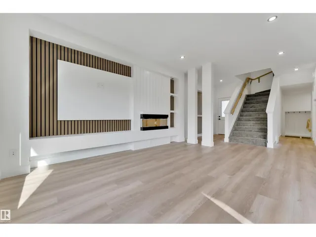 261 LINDEN LO, Leduc 5