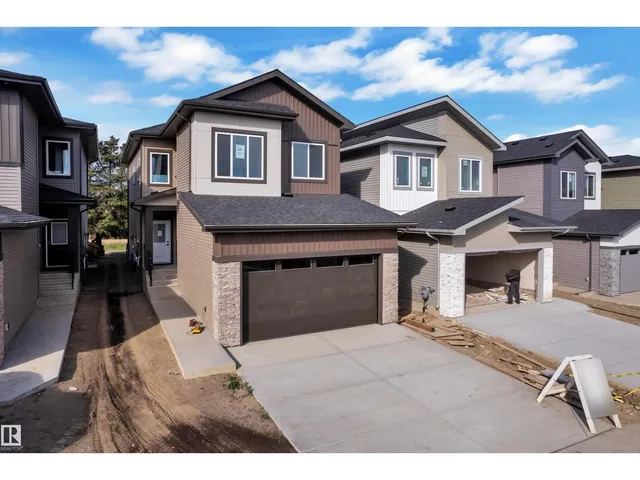 247 LINDEN LO, Leduc 2