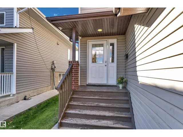 331 SILVER BERRY RD, Edmonton 4