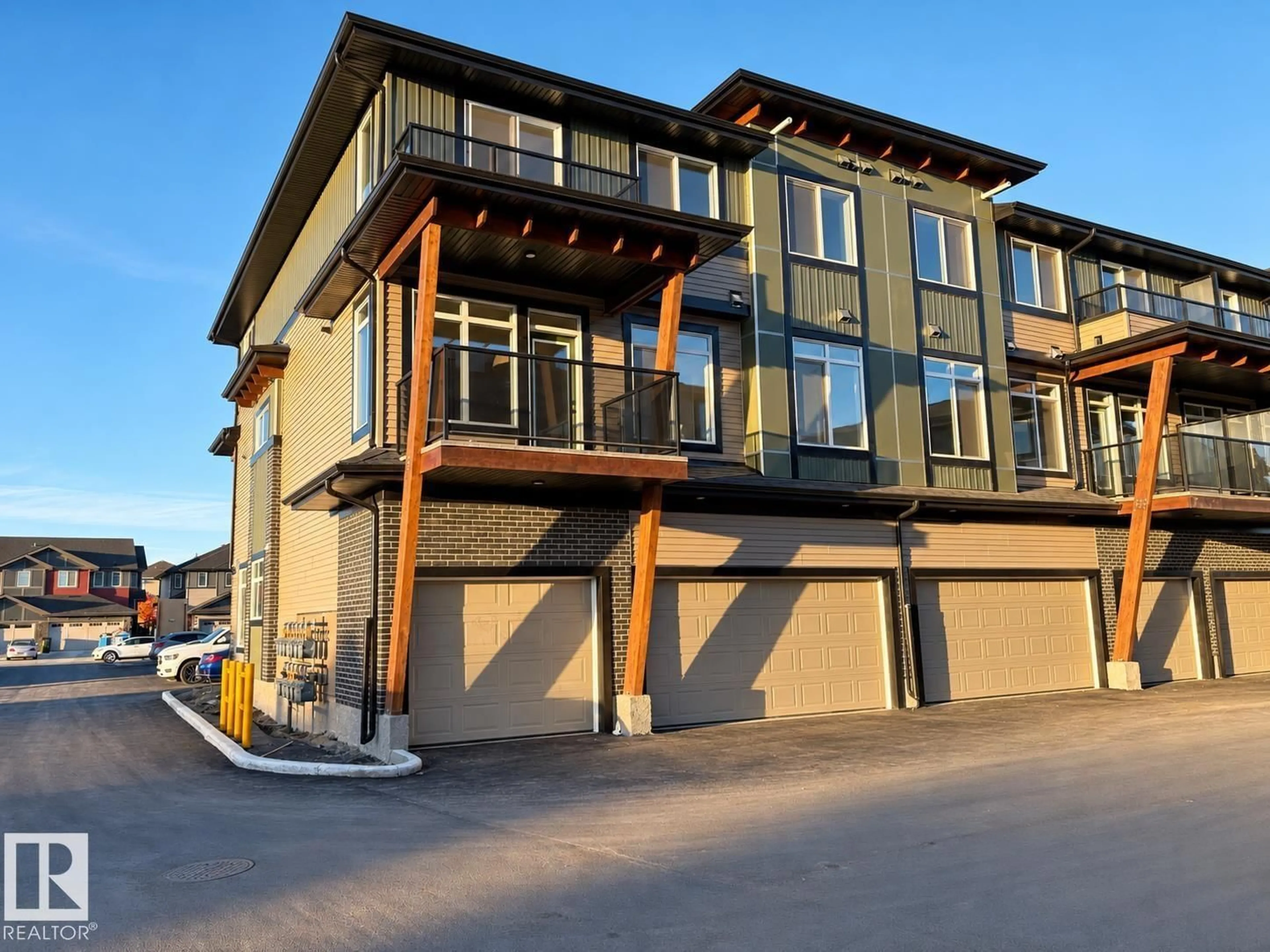 Unknown for #3 - 16231 19 AVENUE, Edmonton Alberta T6W5C6