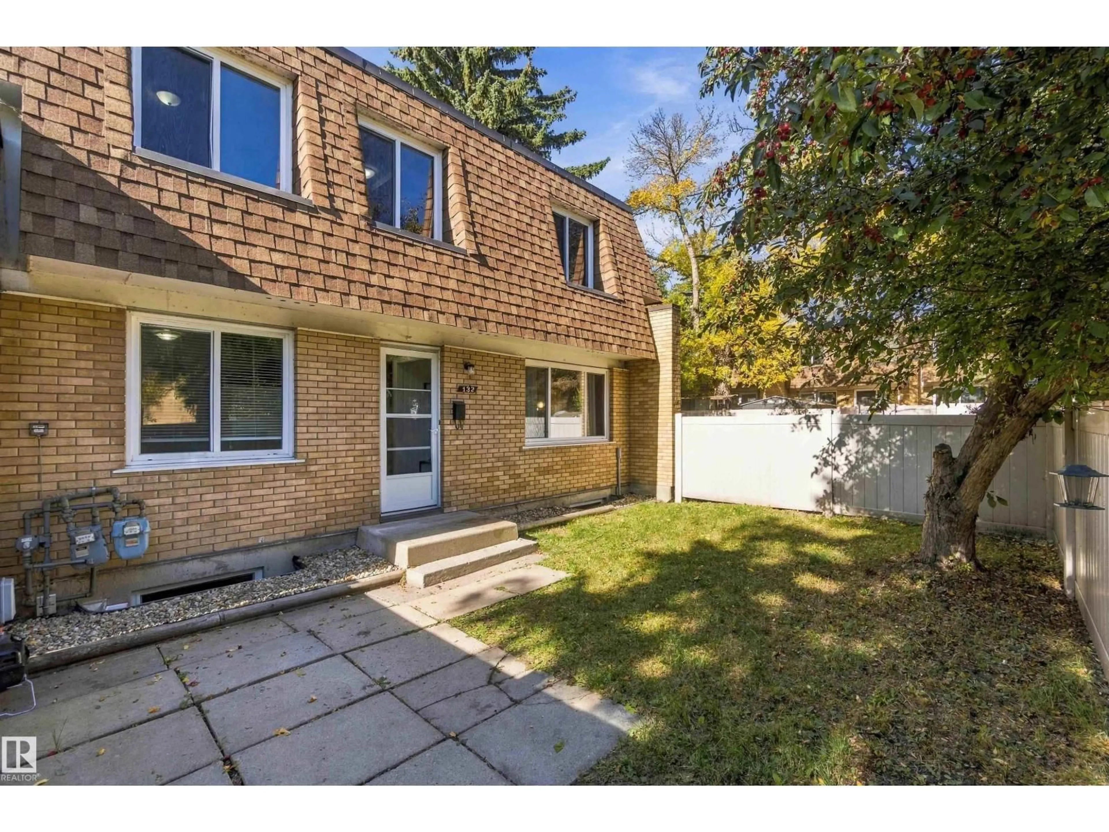 Home with brick exterior material, street for 132 LONDONDERRY SQUARE, Edmonton Alberta T5C3C4