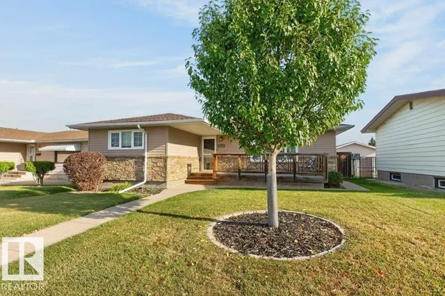 NW - 5412 90A AV, Edmonton 2