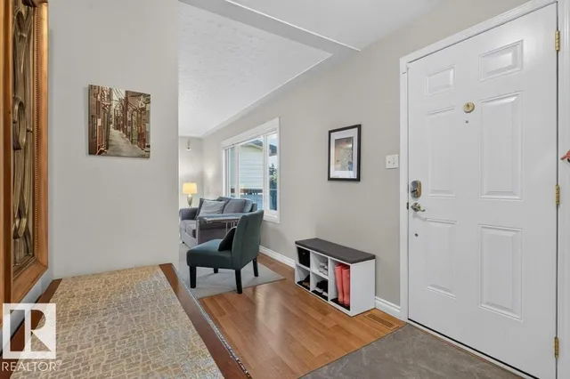 NW - 5412 90A AV, Edmonton 5