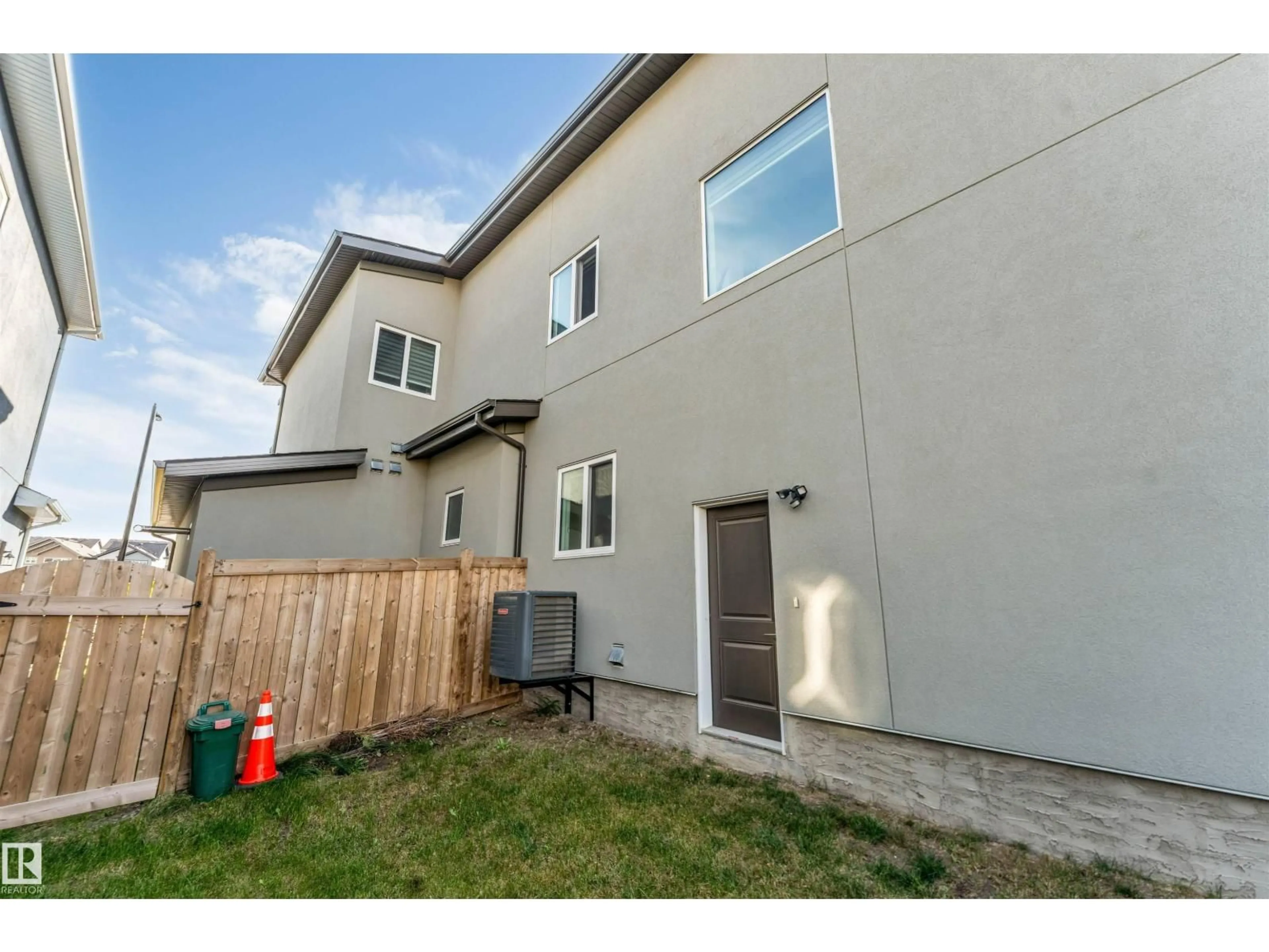 Unknown for 1634 16A ST, Edmonton Alberta T6T2S1
