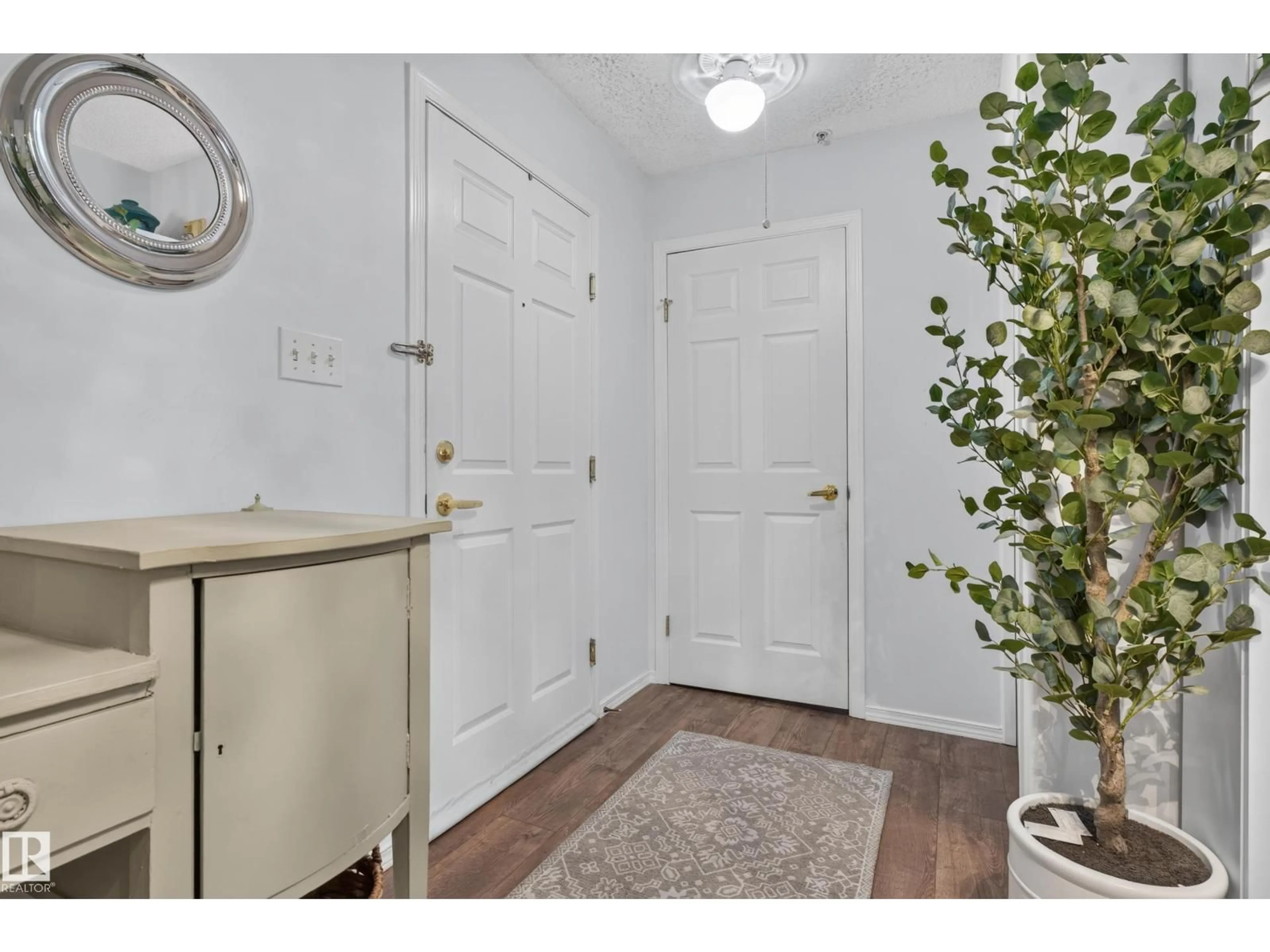 Indoor entryway for #104 - 5102 49 AV, Leduc Alberta T9E8H1