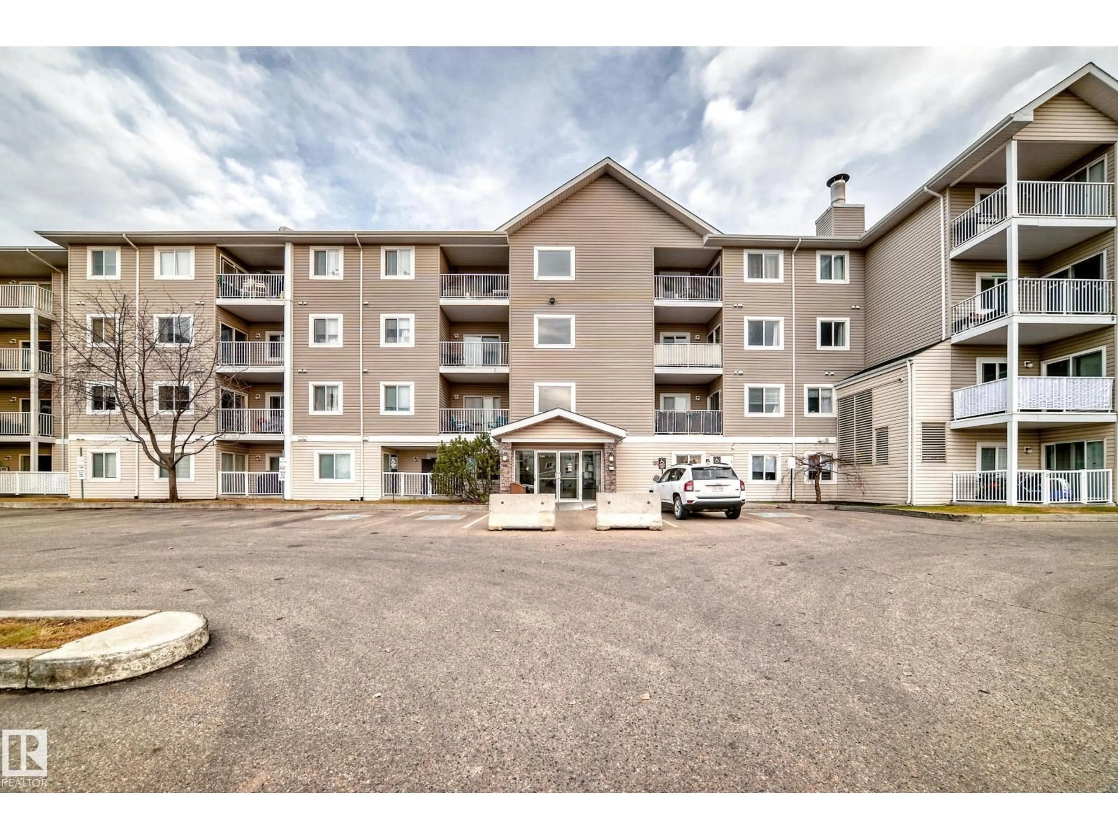 Unknown for #302 - 4309 33 ST, Stony Plain Alberta T7Z0C4