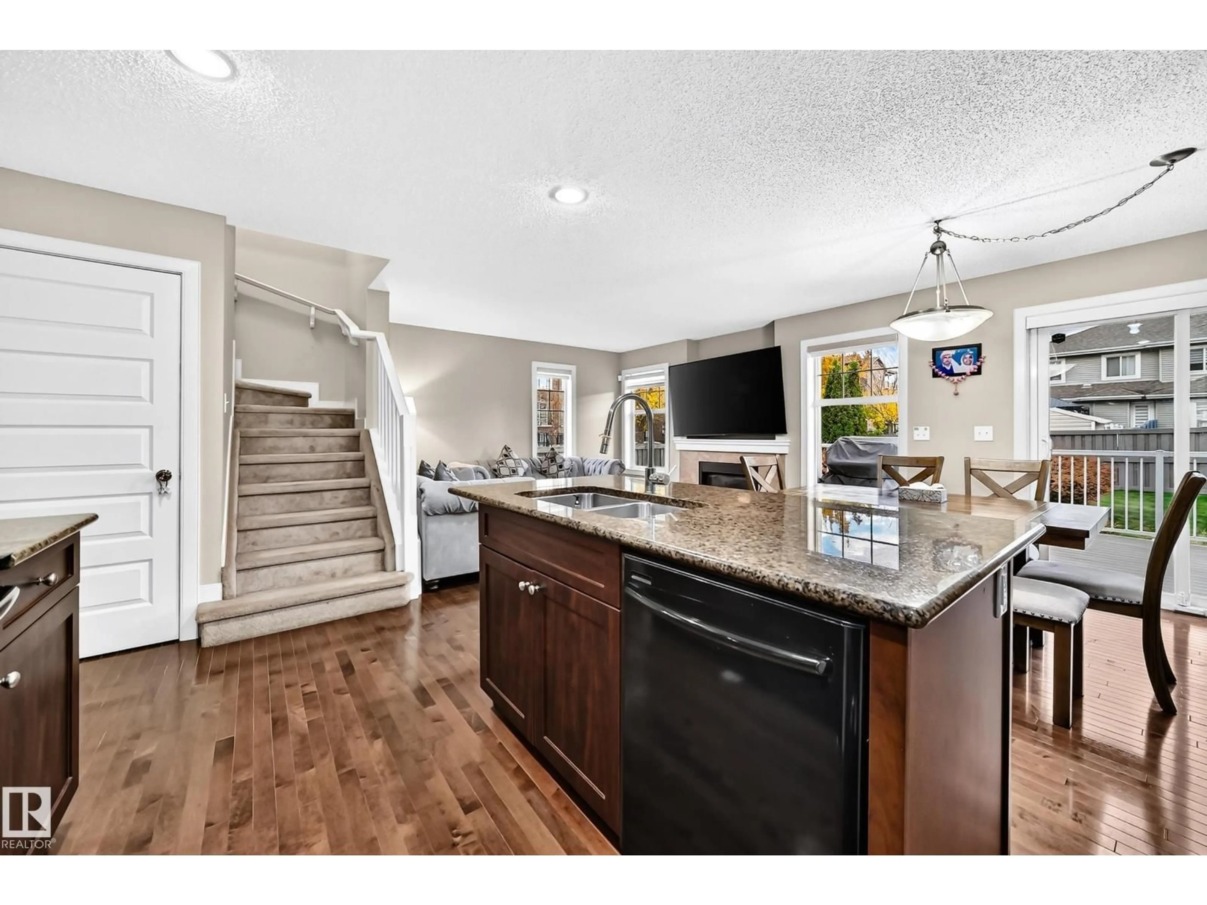 Open concept kitchen, unknown for SW - 1673 CUNNINGHAM WY, Edmonton Alberta T6W0W5