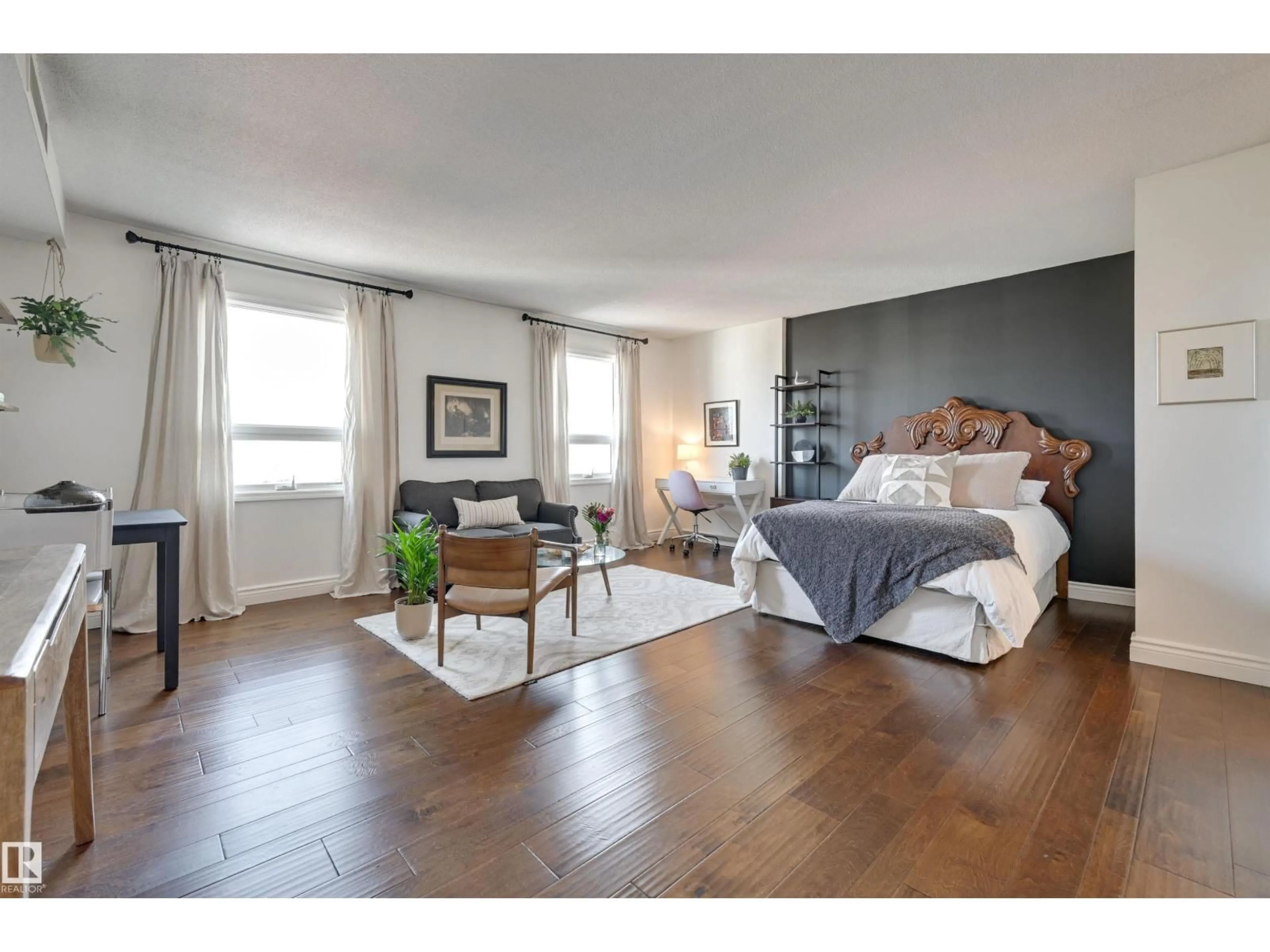 A pic of a room for 10140 NW - 1505 120 ST, Edmonton Alberta T5K1Z8
