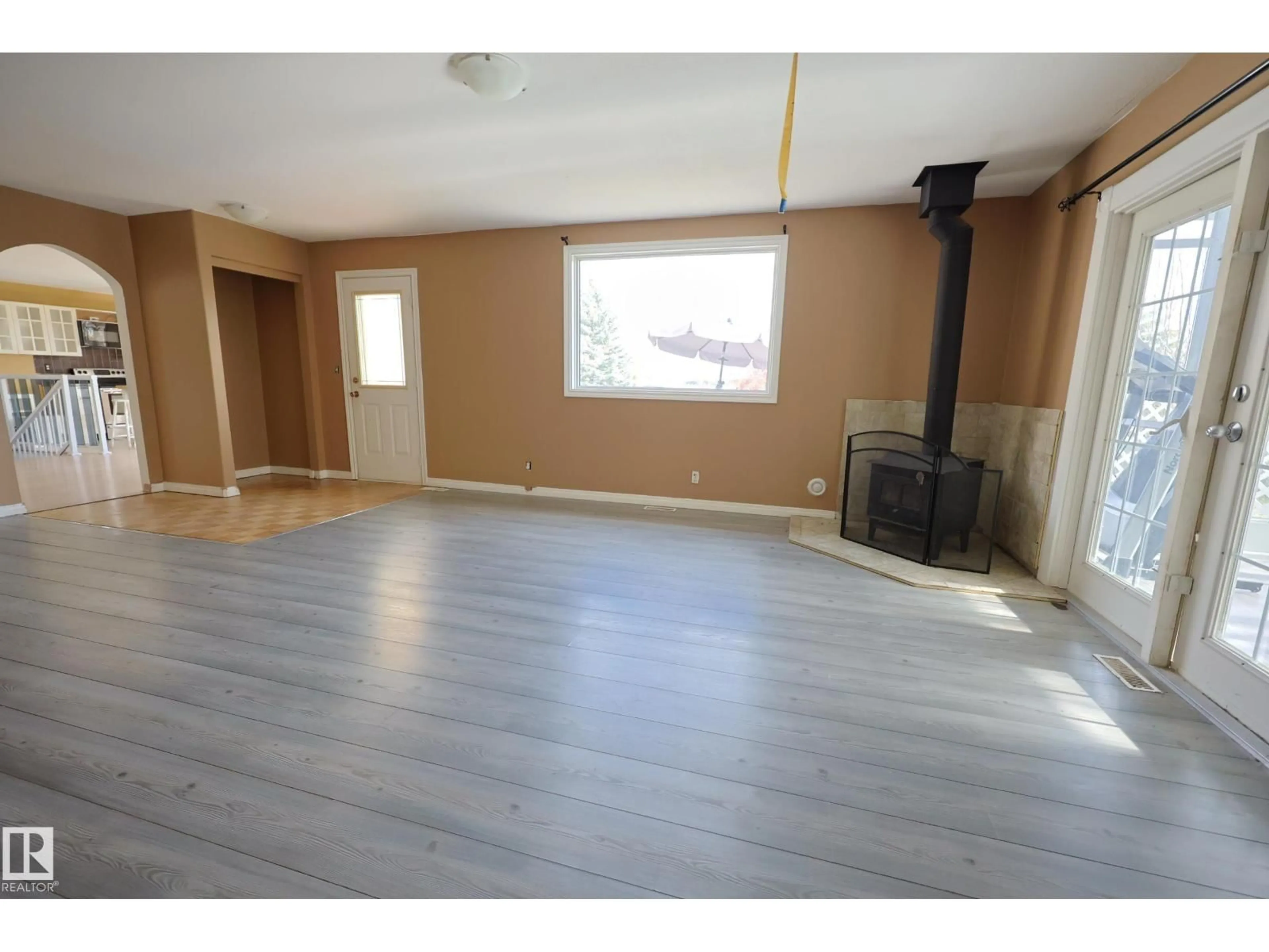A pic of a room for 3327 STE. ANNE TR, Rural Lac Ste. Anne County Alberta T4B4C6