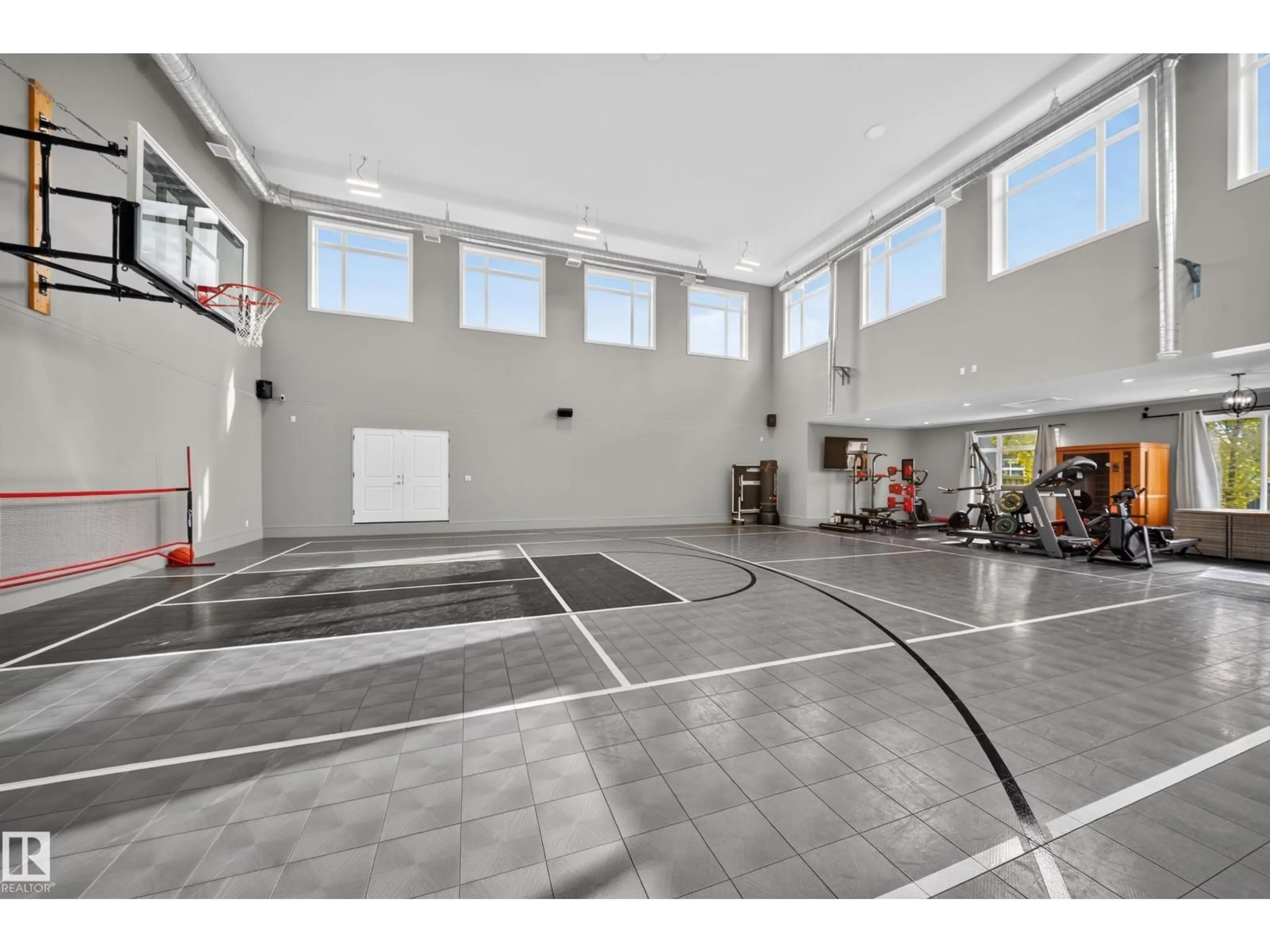 Indoor garage for 5530 CHEGWIN PT, Edmonton Alberta T6W4A8