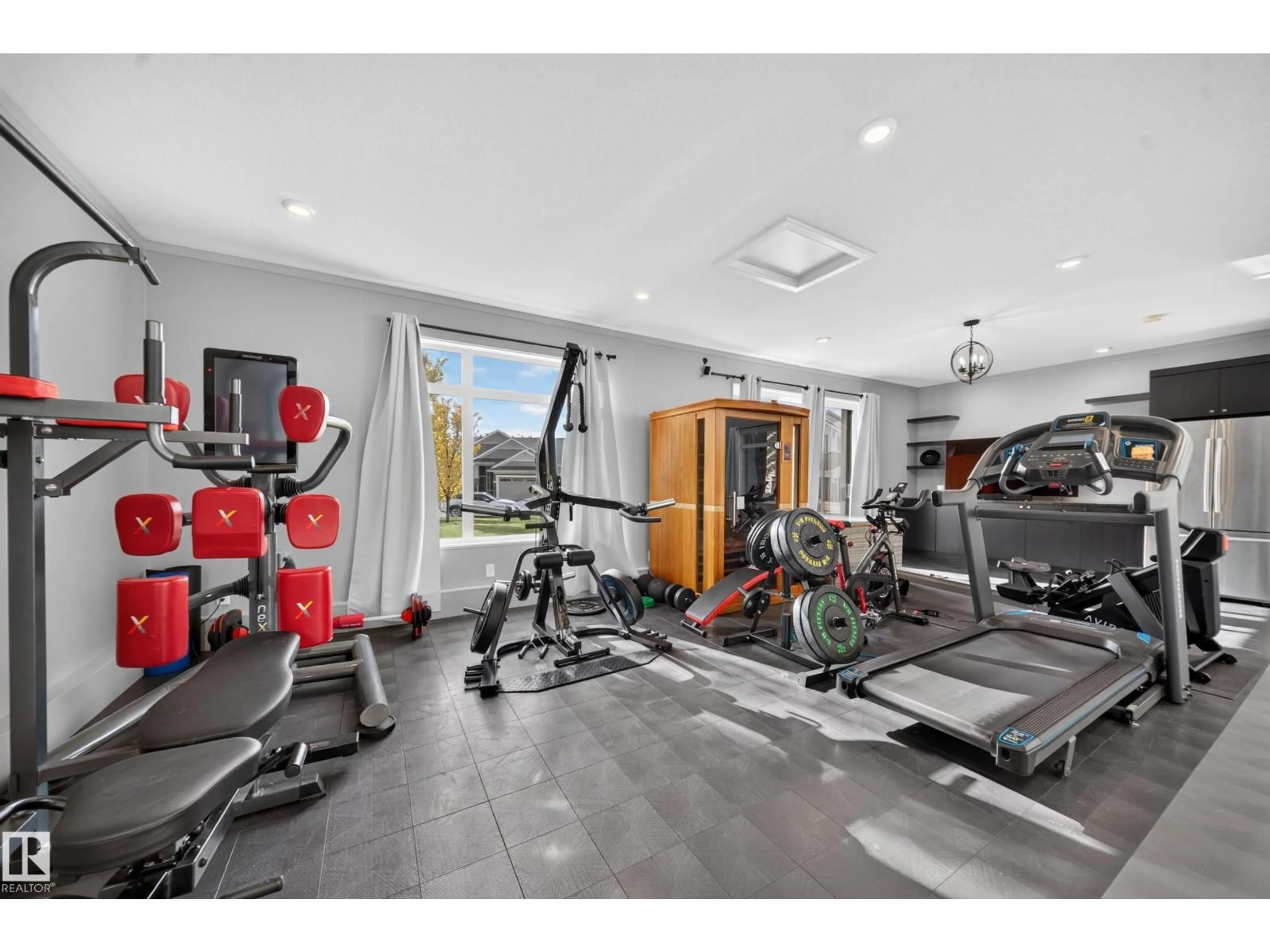 Gym or fitness room for 5530 CHEGWIN PT, Edmonton Alberta T6W4A8