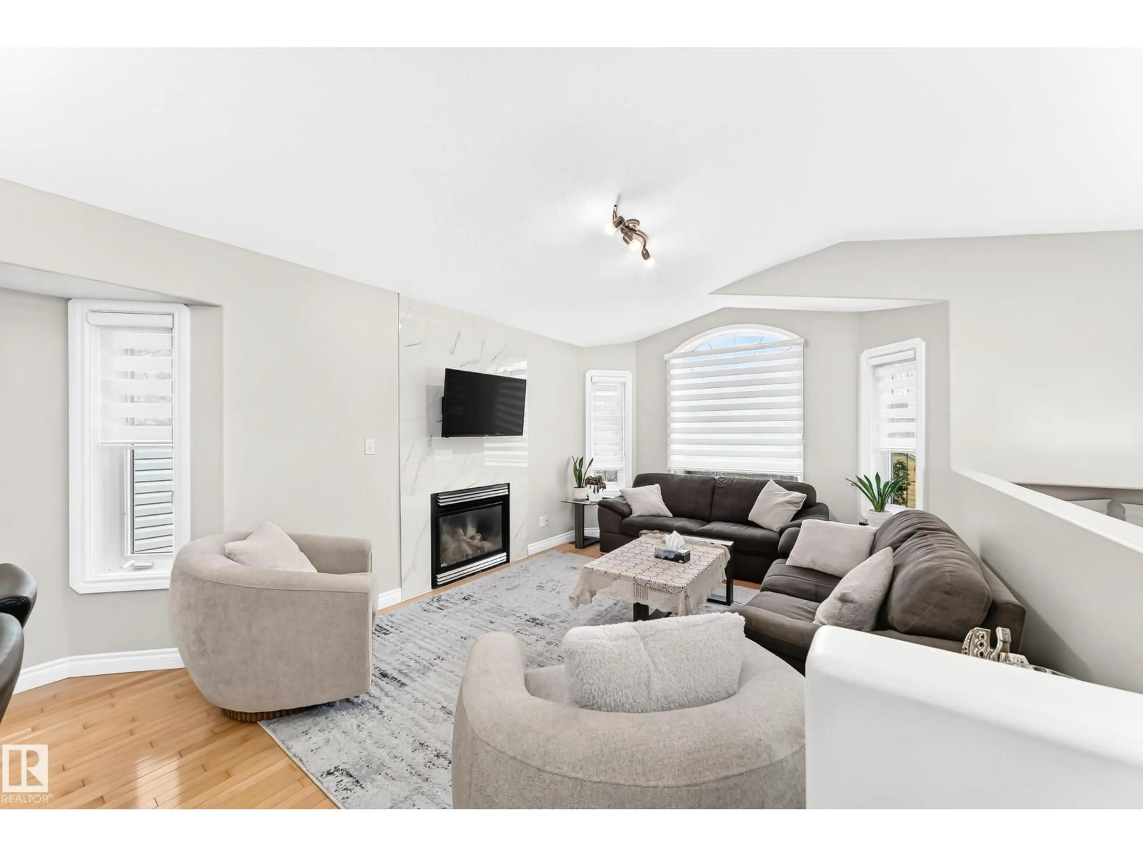 Living room with furniture, unknown for NW - 16419 89 ST, Edmonton Alberta T5Z3S1
