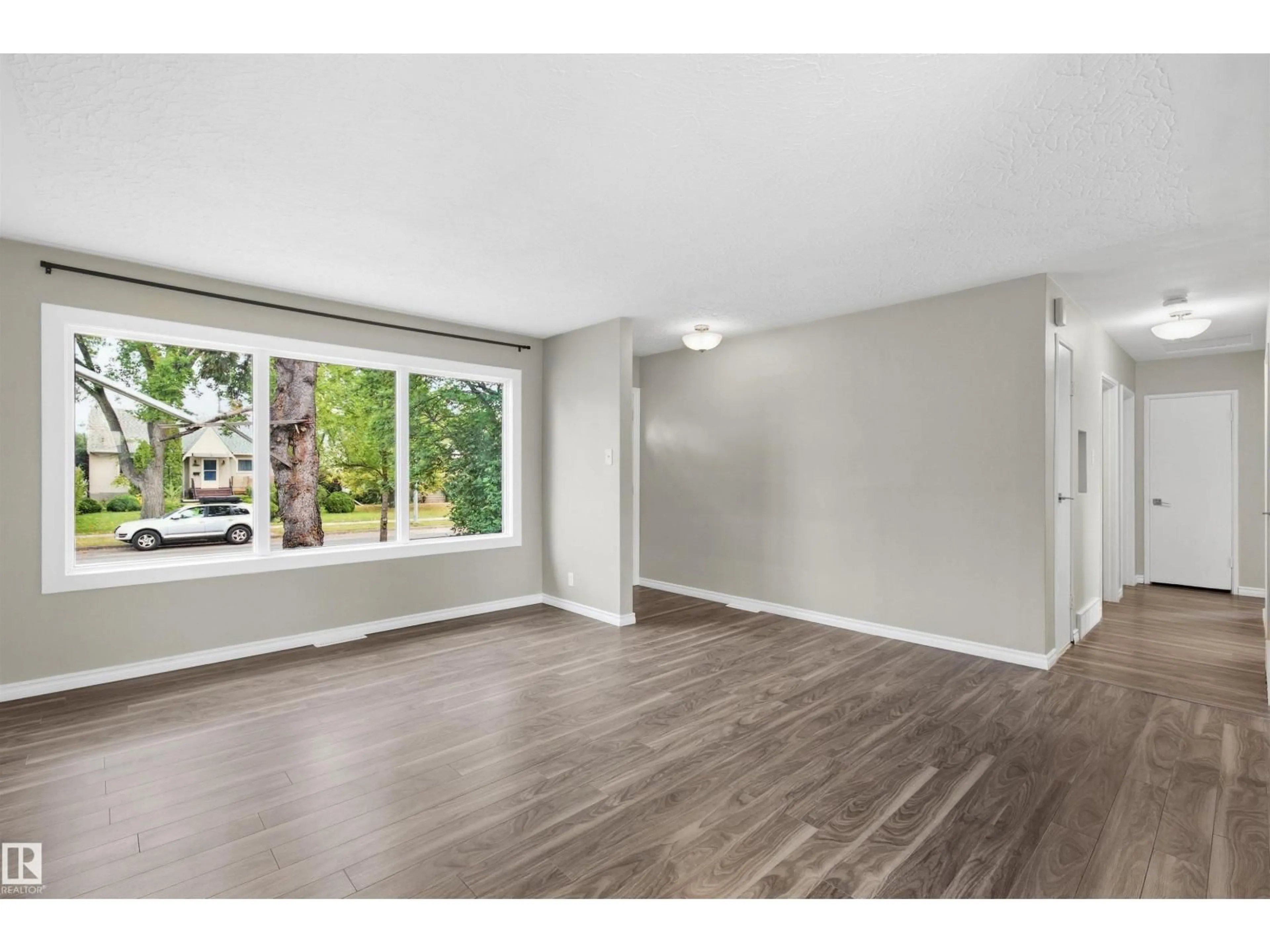 A pic of a room for 7715 76 AV, Edmonton Alberta T6C0H3