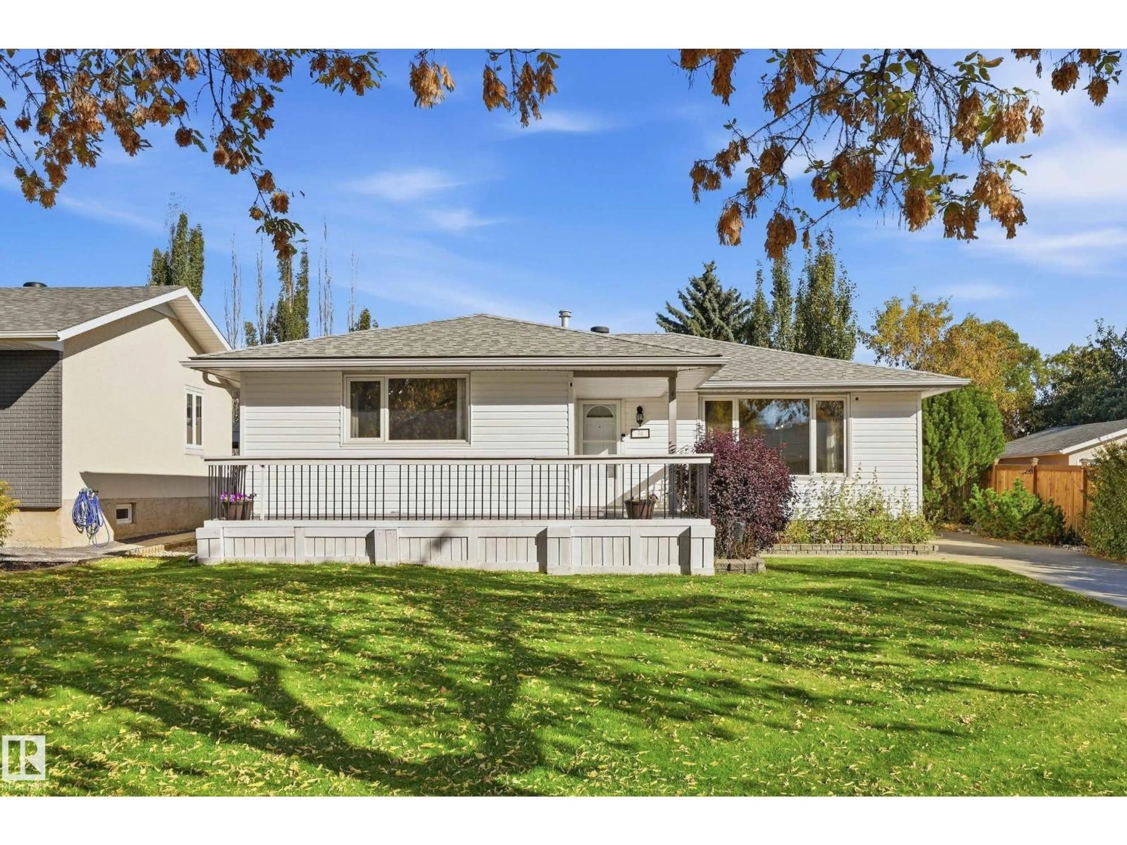 Home with vinyl exterior material, street for 74 ASPEN CR, St. Albert Alberta T8N2L8